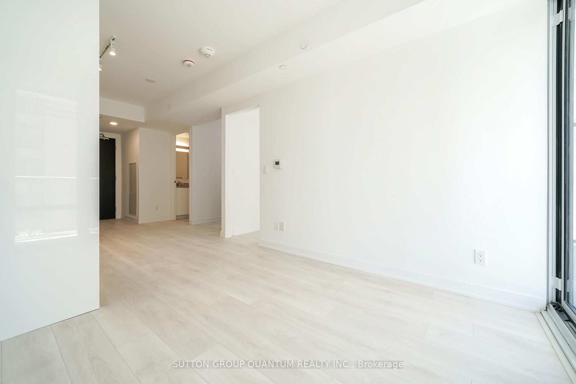 Photo 7 of Unit 902, 18 Maitland Terrace, Toronto, Church-Yonge Corridor — HOMEH