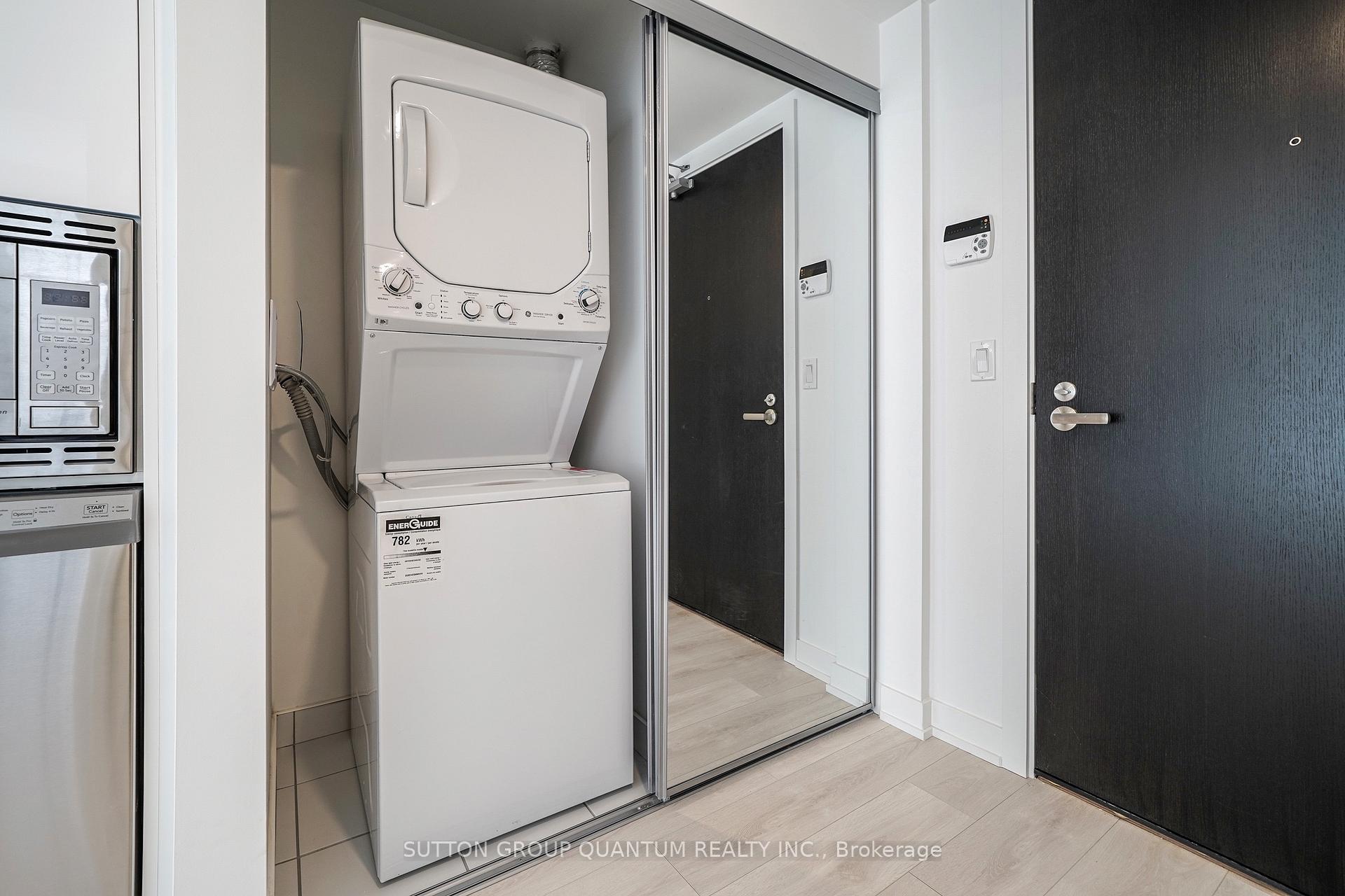 Photo 13 of Unit 902, 18 Maitland Terrace, Toronto, Church-Yonge Corridor — HOMEH