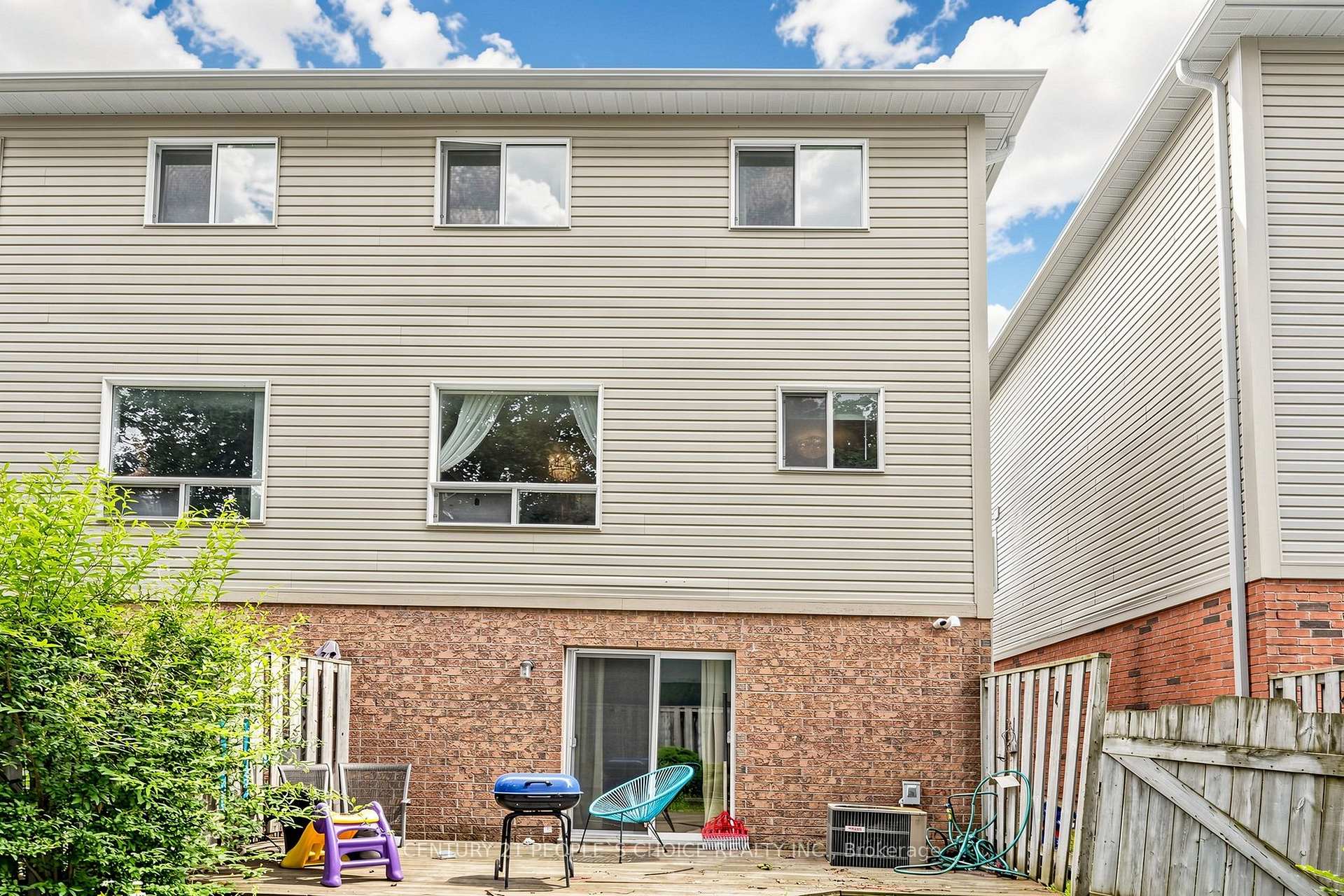 Photo 58 of Unit 15, 33 Aspen Park Way, Whitby, Downtown Whitby — HOMEH