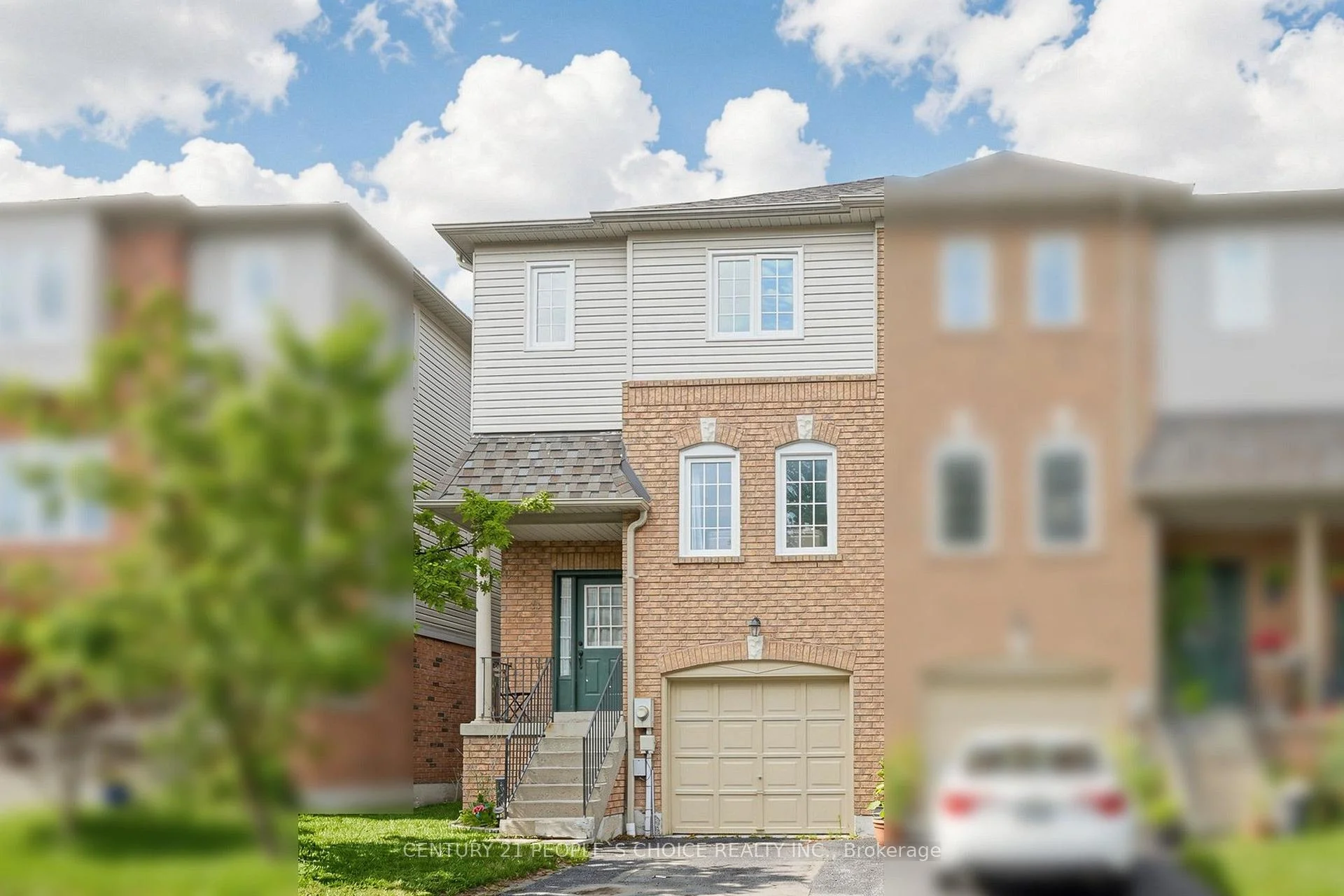 Photo 2 of Unit 15, 33 Aspen Park Way, Whitby, Downtown Whitby — HOMEH