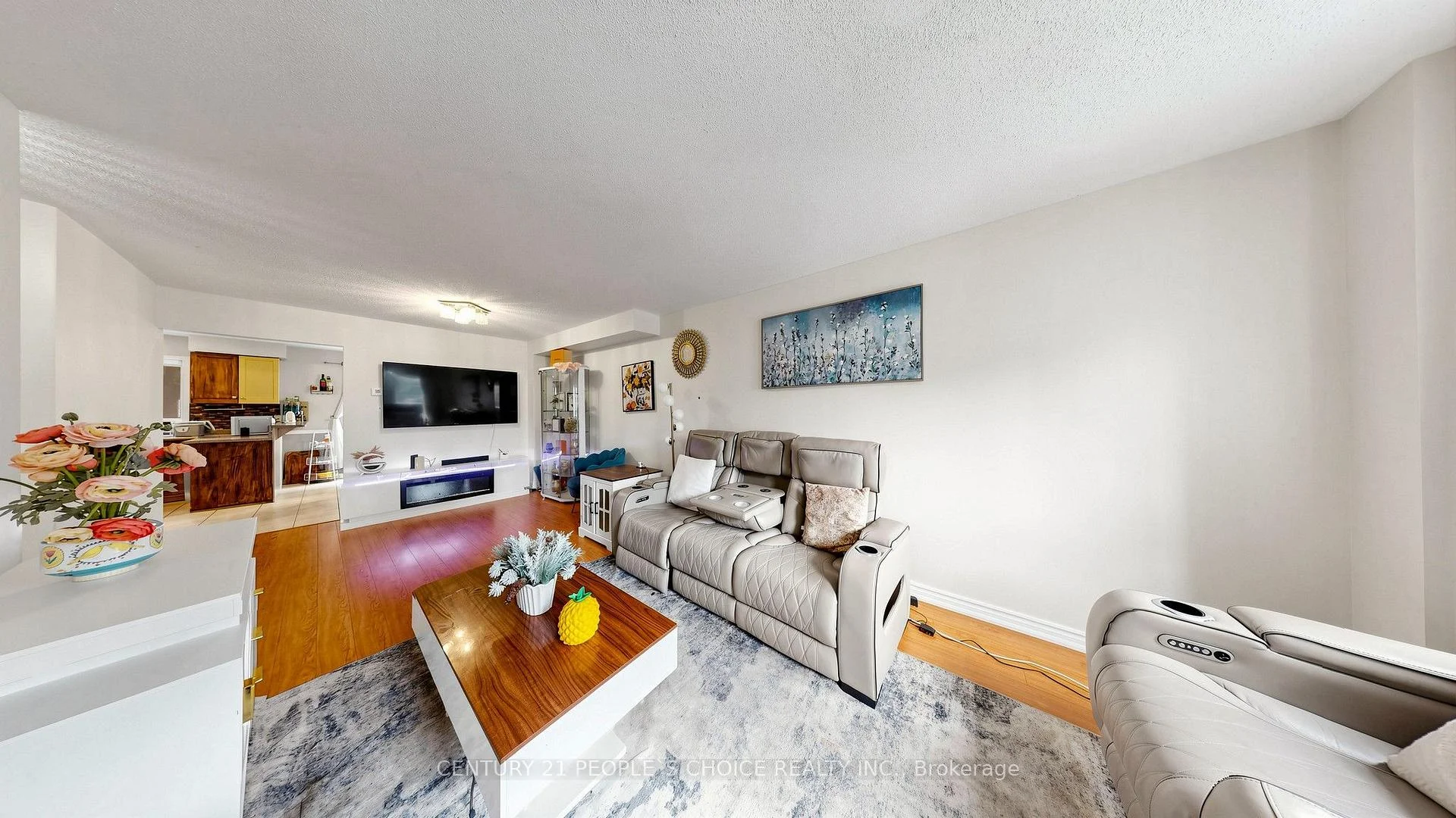Photo 12 of Unit 15, 33 Aspen Park Way, Whitby, Downtown Whitby — HOMEH