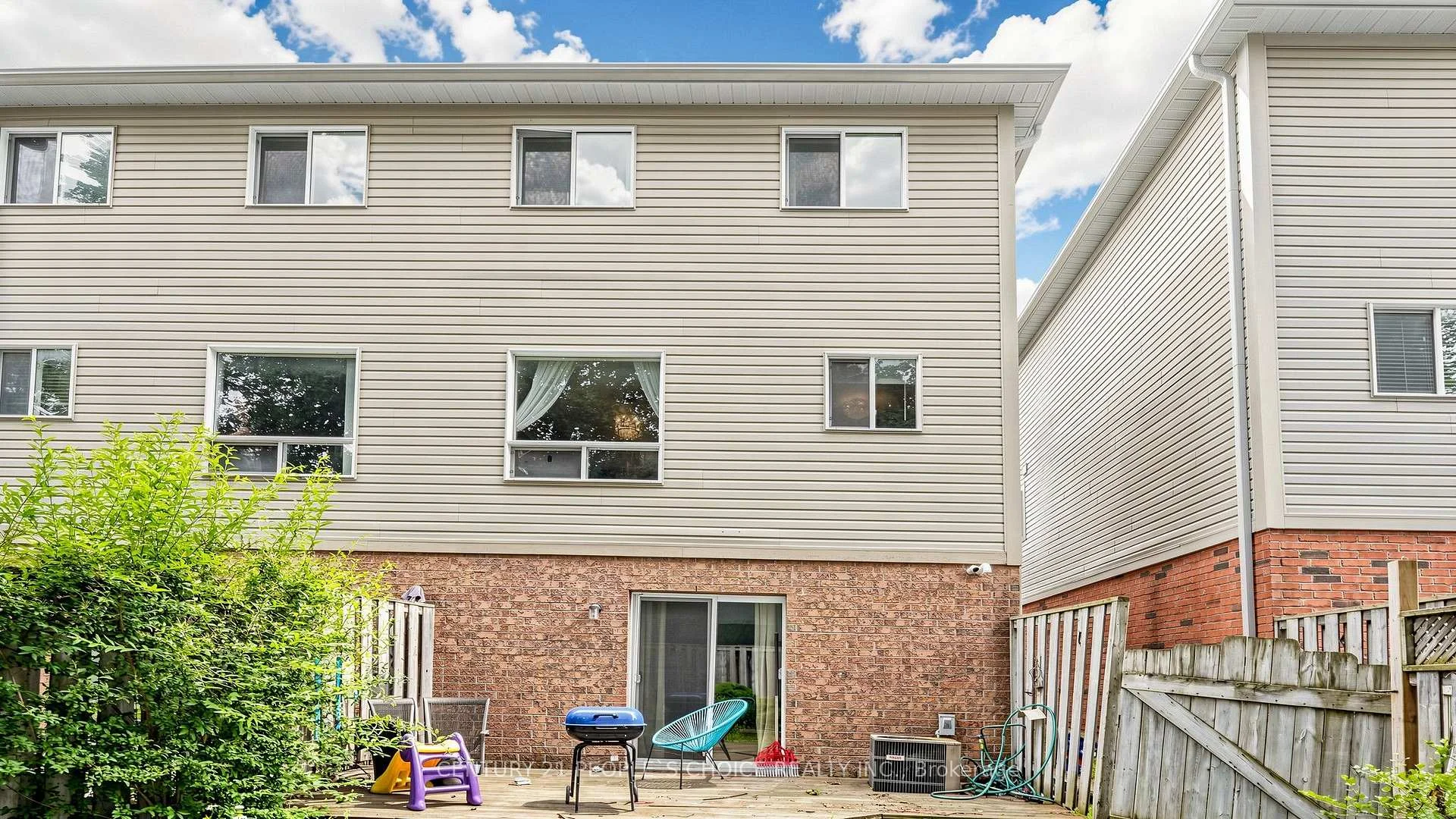 Photo 66 of Unit 15, 33 Aspen Park Way, Whitby, Downtown Whitby — HOMEH