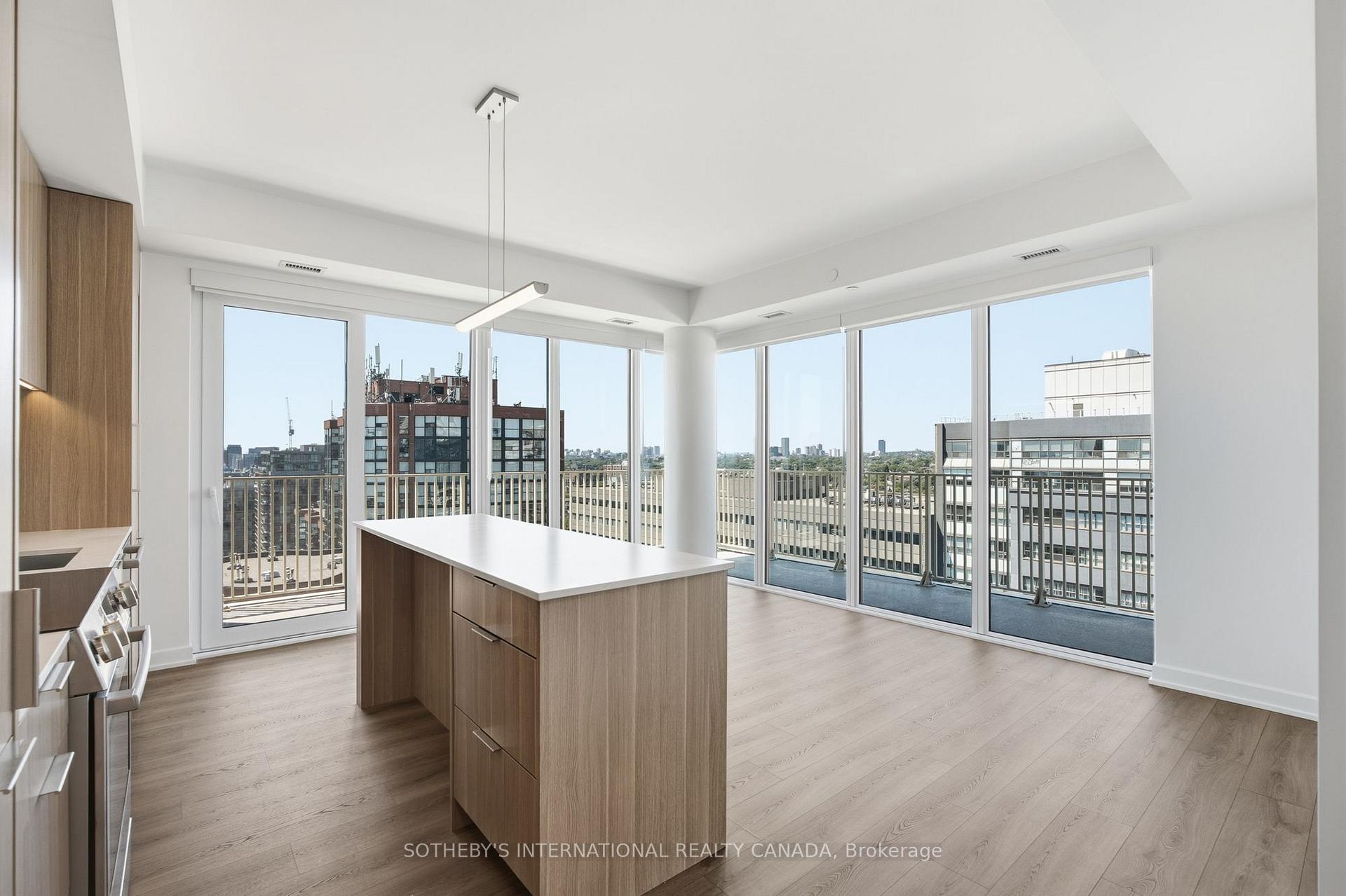 Photo 2 of Unit 1503, 88 Bathurst Street, Toronto, Niagara — HOMEH