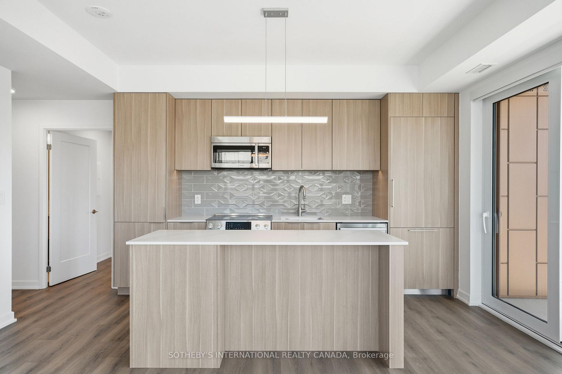 Photo 6 of Unit 1503, 88 Bathurst Street, Toronto, Niagara — HOMEH