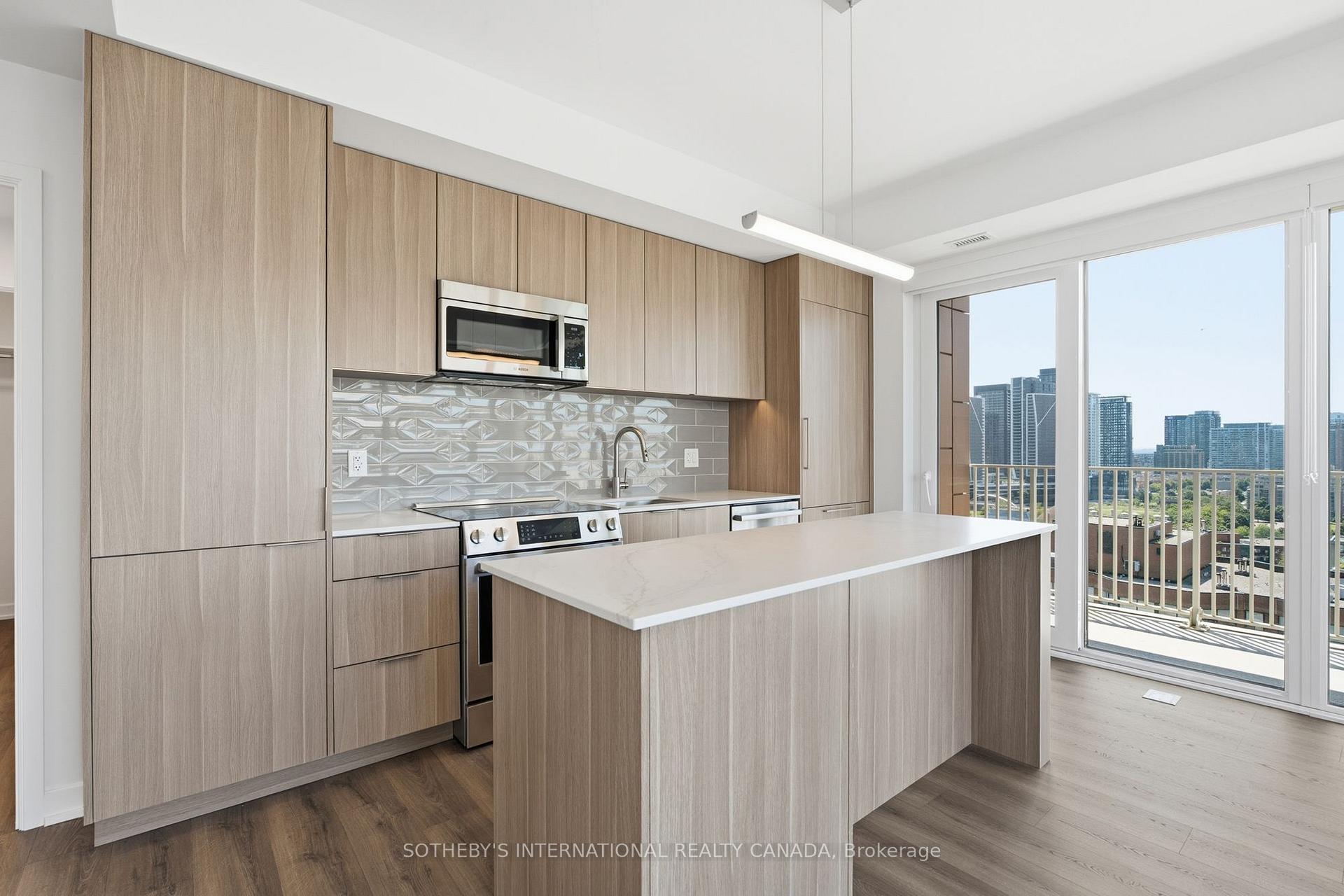 Photo 7 of Unit 1503, 88 Bathurst Street, Toronto, Niagara — HOMEH