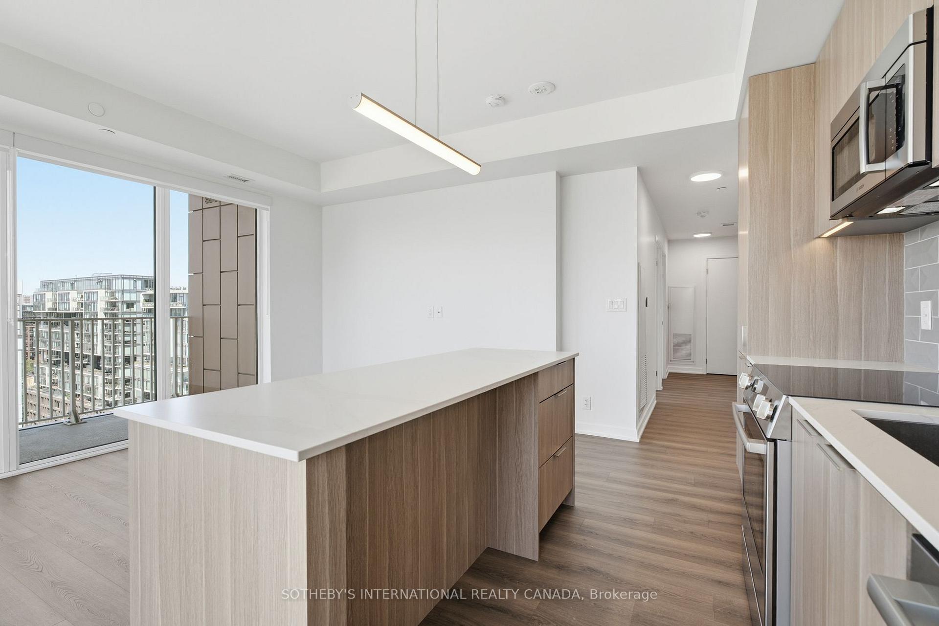 Photo 8 of Unit 1503, 88 Bathurst Street, Toronto, Niagara — HOMEH