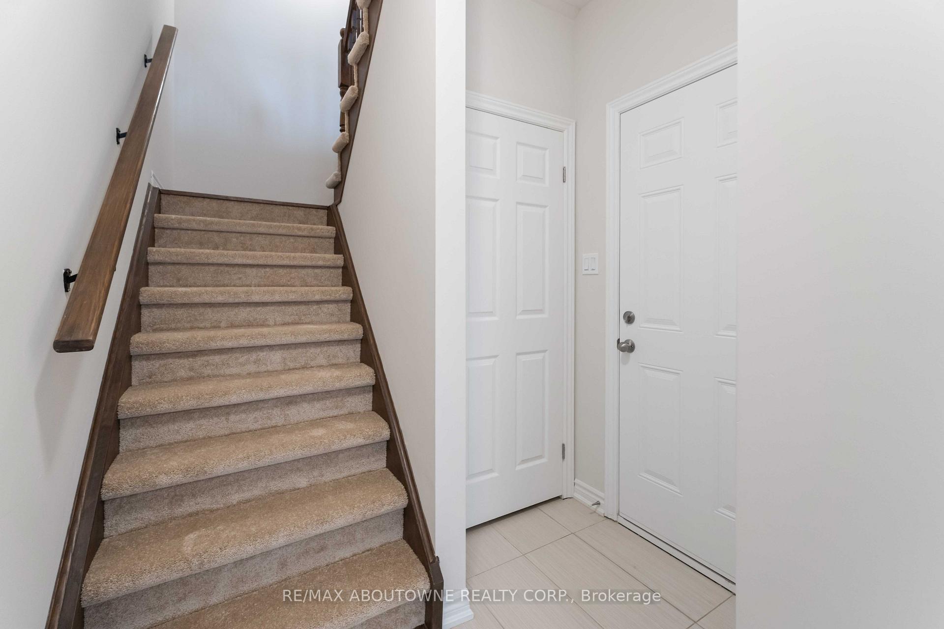 Photo 9 of Unit 27, 219 Dundas Street E, Hamilton, Waterdown — HOMEH