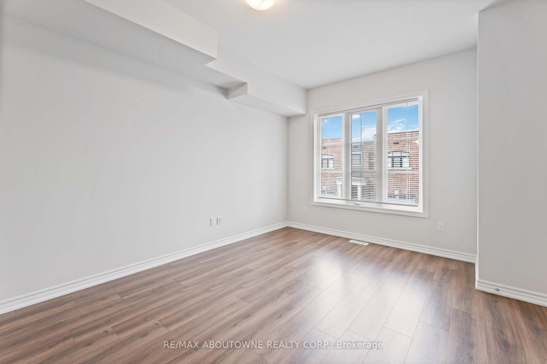 Photo 15 of Unit 27, 219 Dundas Street E, Hamilton, Waterdown — HOMEH