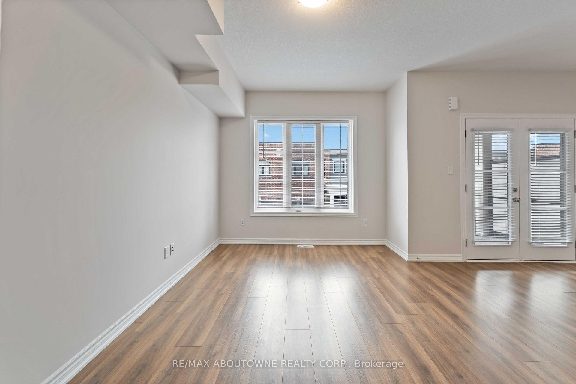 Photo 18 of Unit 27, 219 Dundas Street E, Hamilton, Waterdown — HOMEH