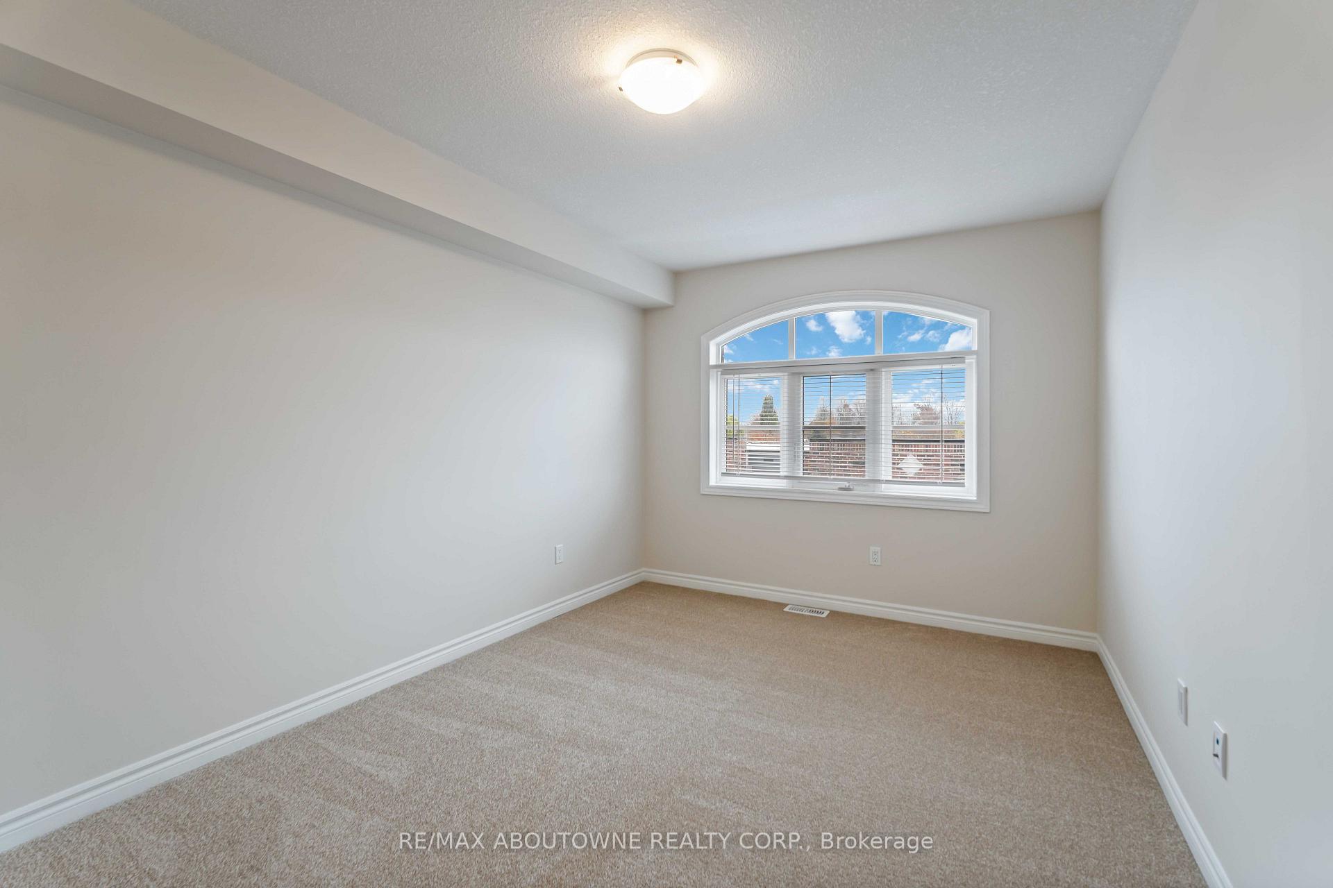 Photo 28 of Unit 27, 219 Dundas Street E, Hamilton, Waterdown — HOMEH