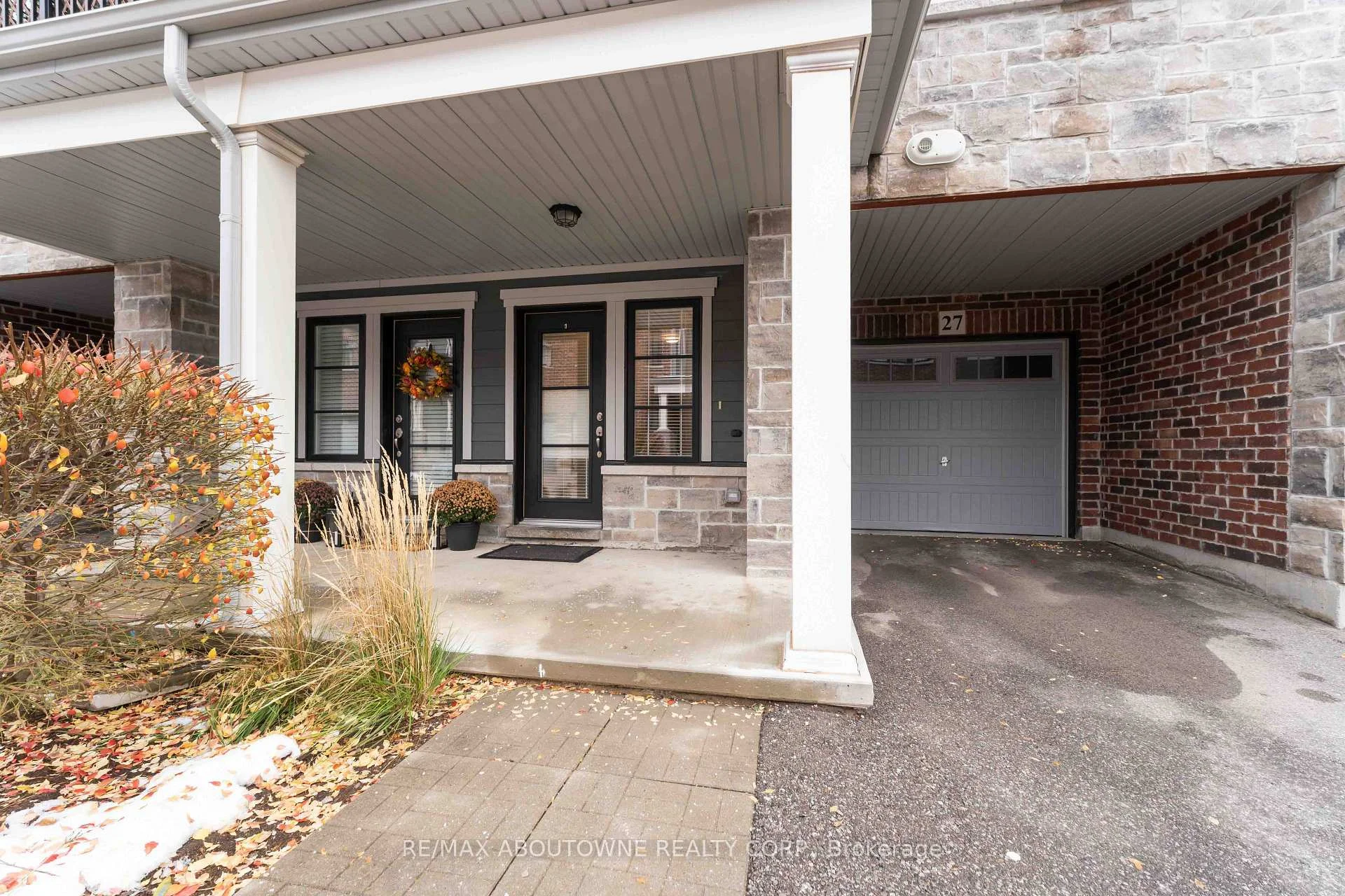 Photo 8 of Unit 27, 219 Dundas Street E, Hamilton, Waterdown — HOMEH