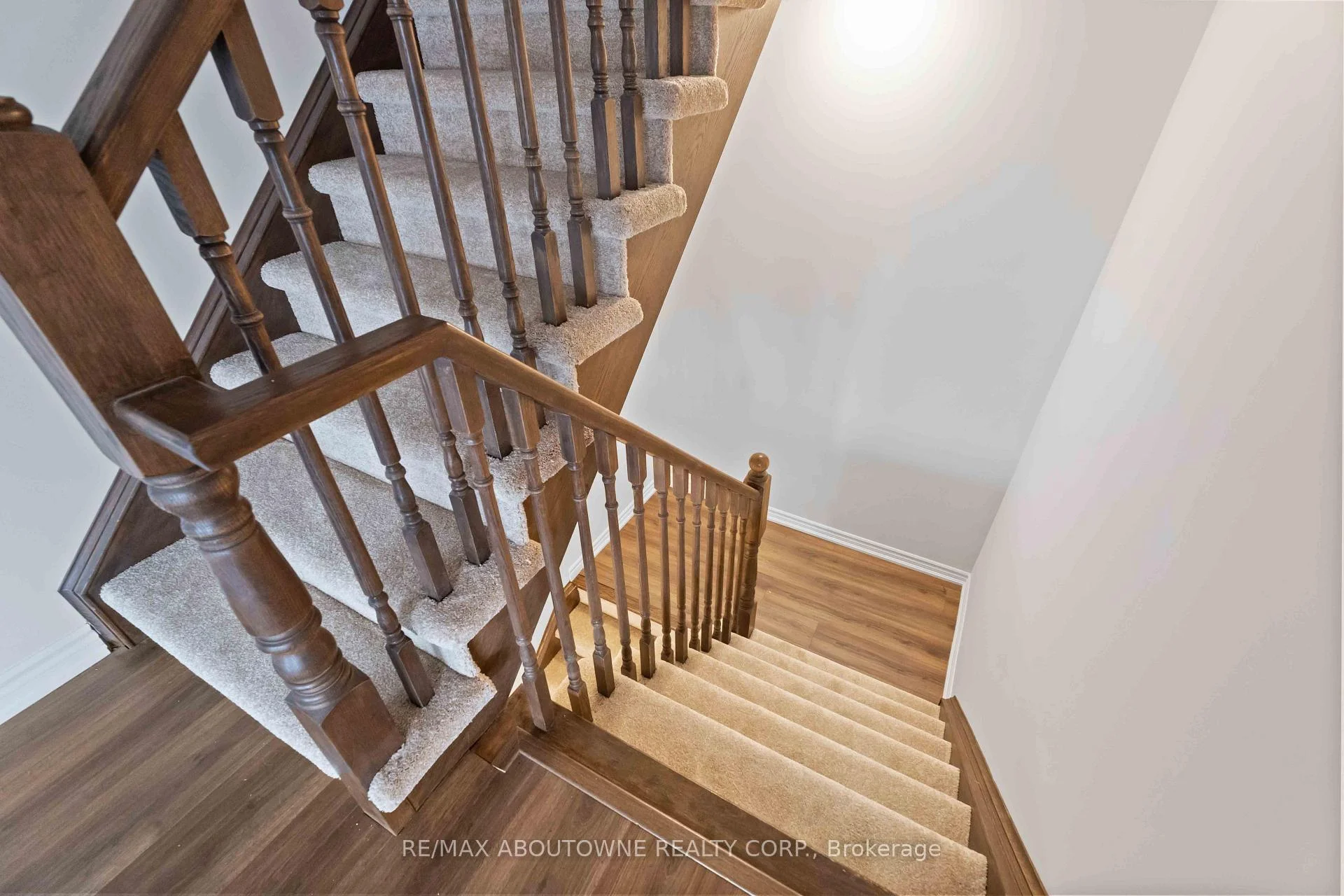 Photo 14 of Unit 27, 219 Dundas Street E, Hamilton, Waterdown — HOMEH