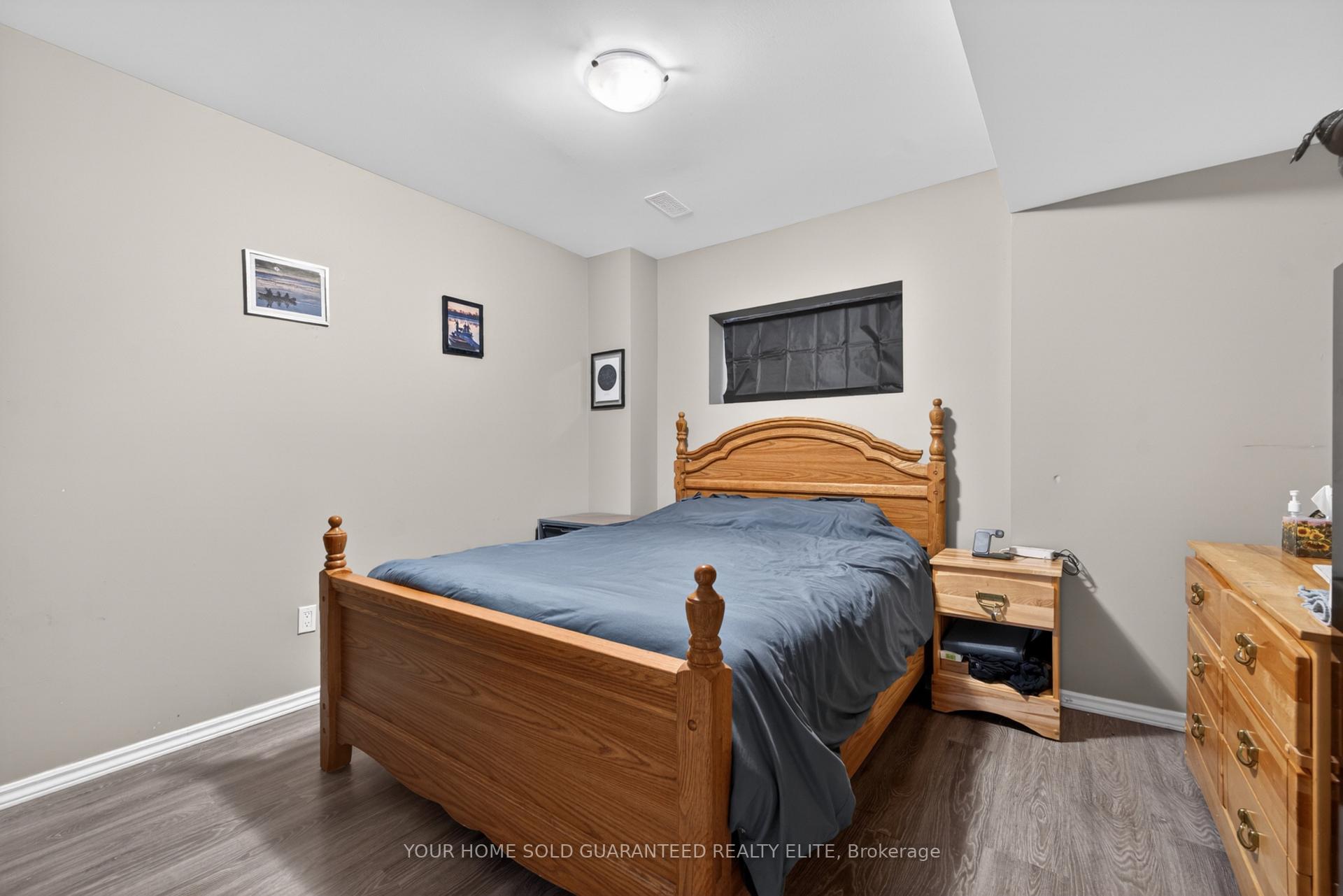 Photo 10 of 136 Whitwell Way, Hamilton, Binbrook — HOMEH
