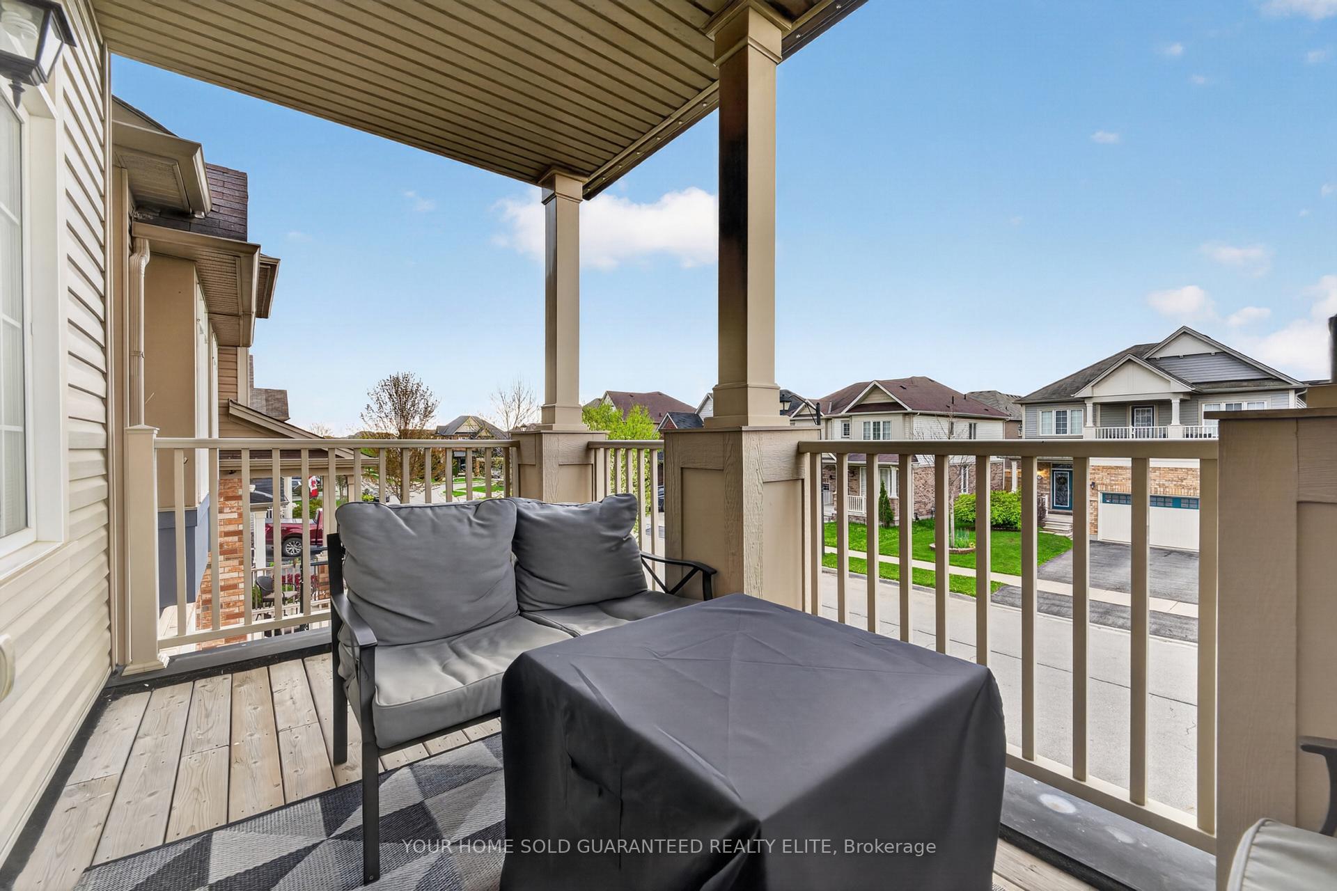 Photo 14 of 136 Whitwell Way, Hamilton, Binbrook — HOMEH