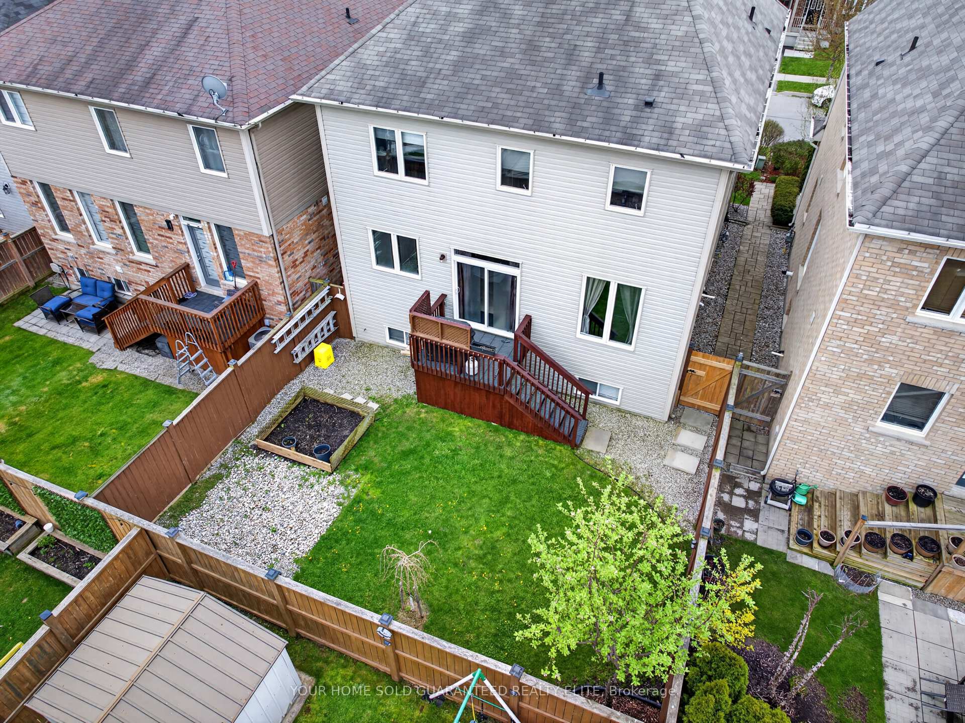 Photo 15 of 136 Whitwell Way, Hamilton, Binbrook — HOMEH