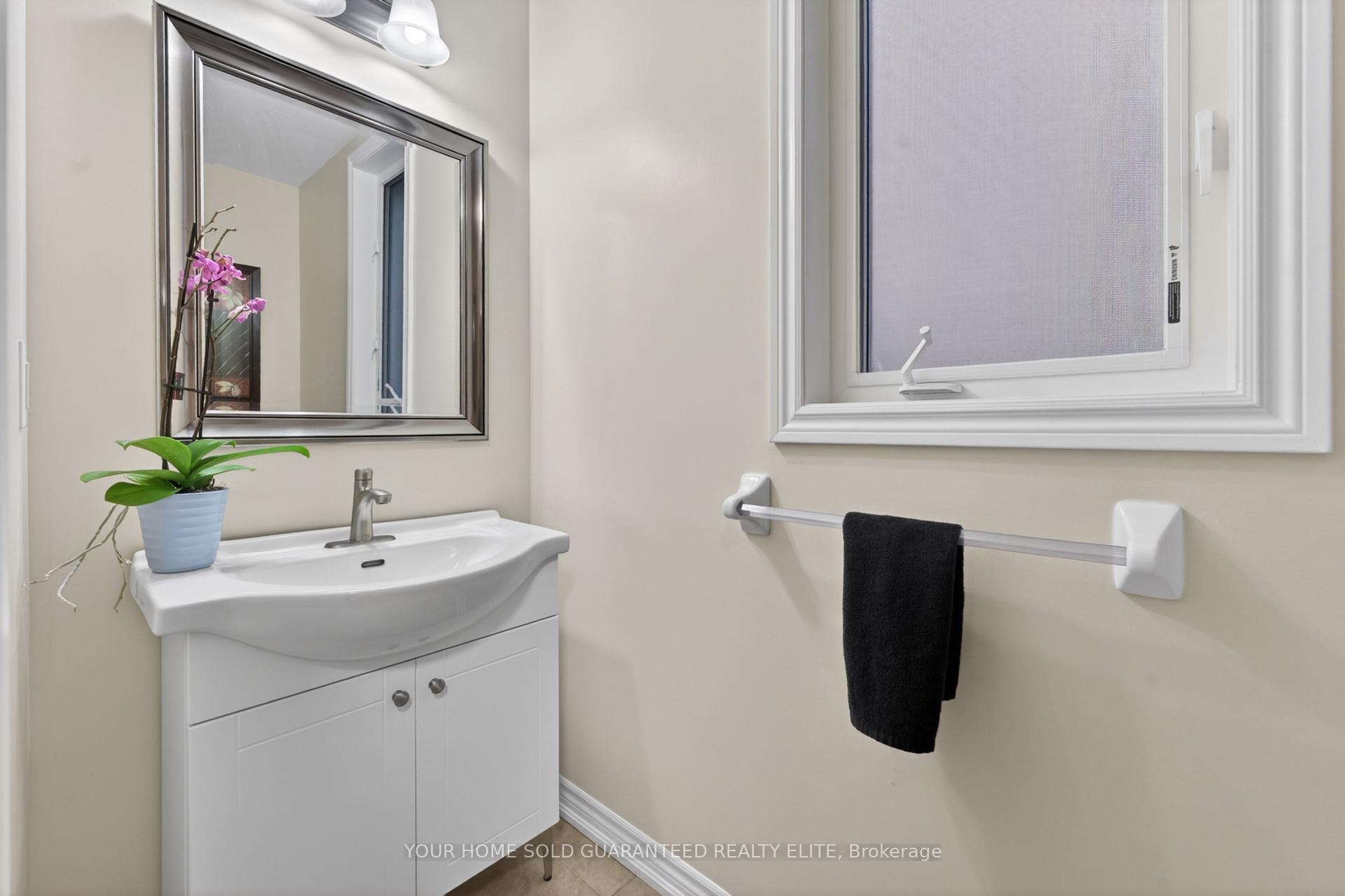 Photo 20 of 136 Whitwell Way, Hamilton, Binbrook — HOMEH
