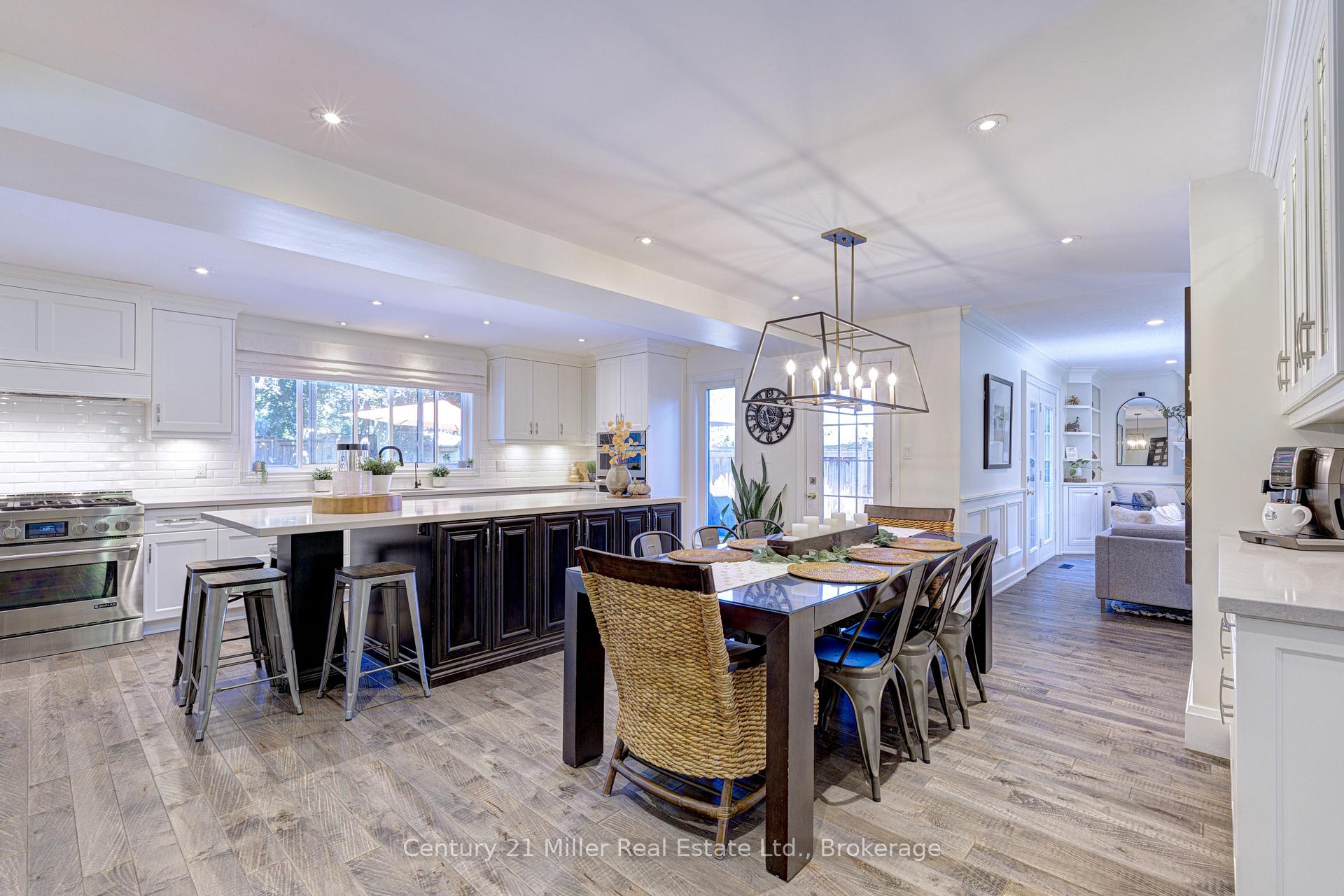 Photo 13 of 6 Mays Crescent, Hamilton, Waterdown — HOMEH
