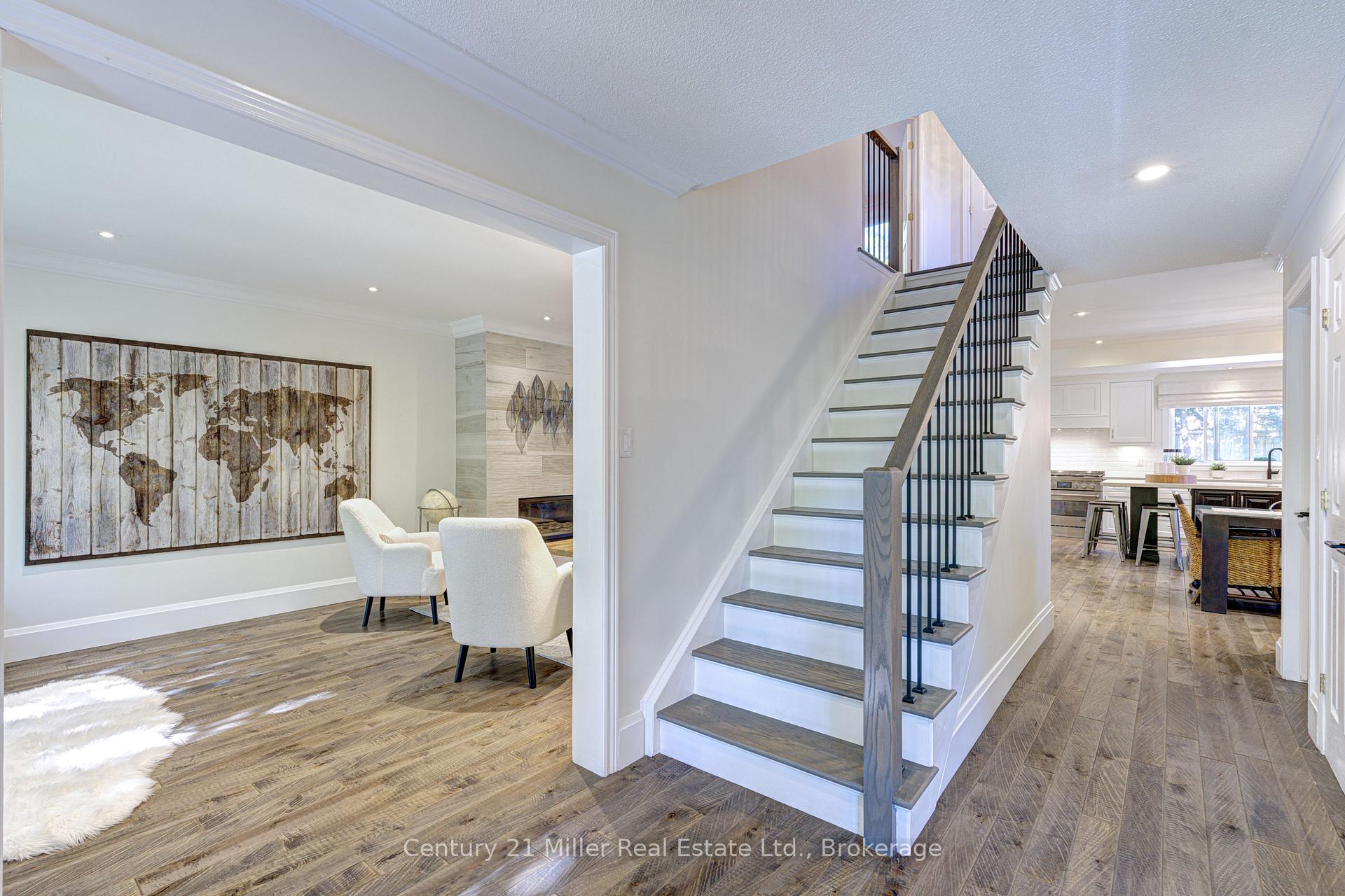 Photo 25 of 6 Mays Crescent, Hamilton, Waterdown — HOMEH
