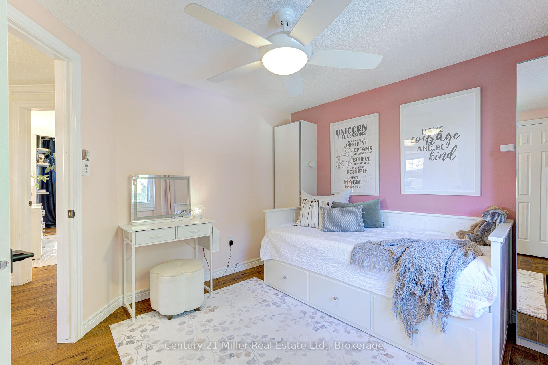 Photo 29 of 6 Mays Crescent, Hamilton, Waterdown — HOMEH