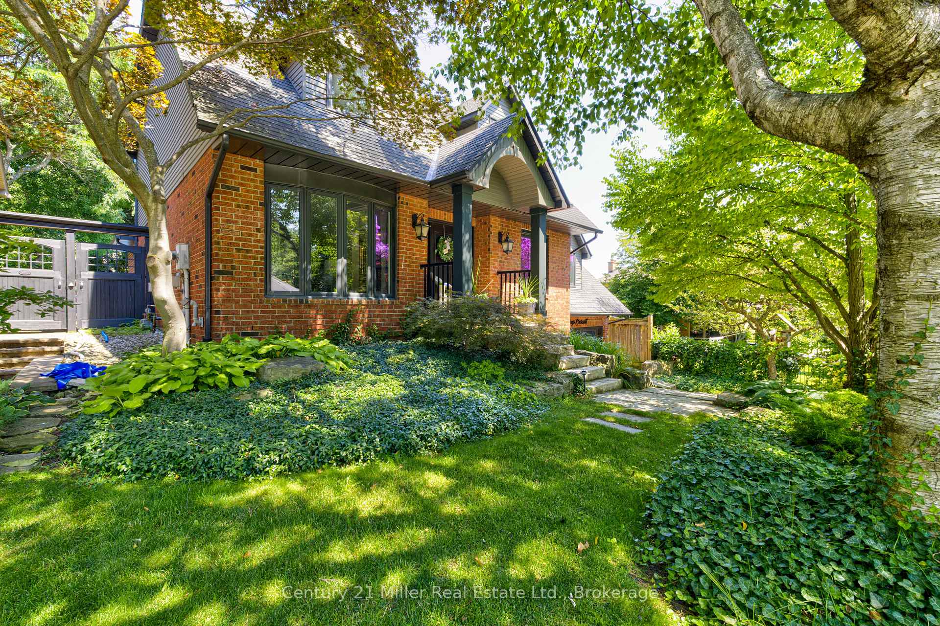 Photo 49 of 6 Mays Crescent, Hamilton, Waterdown — HOMEH