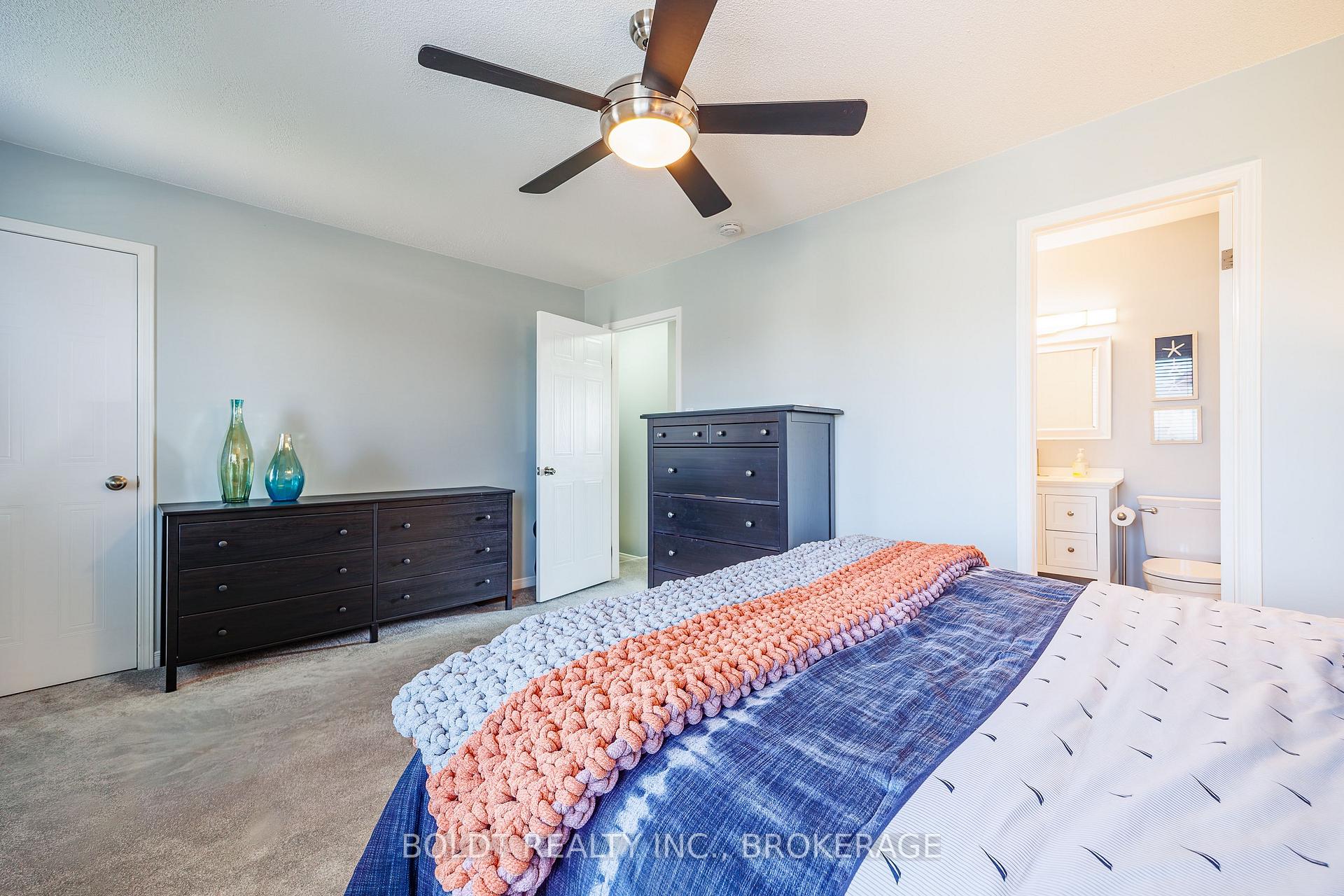 Photo 12 of 86 Devine Crescent, Thorold, Confederation Heights — HOMEH