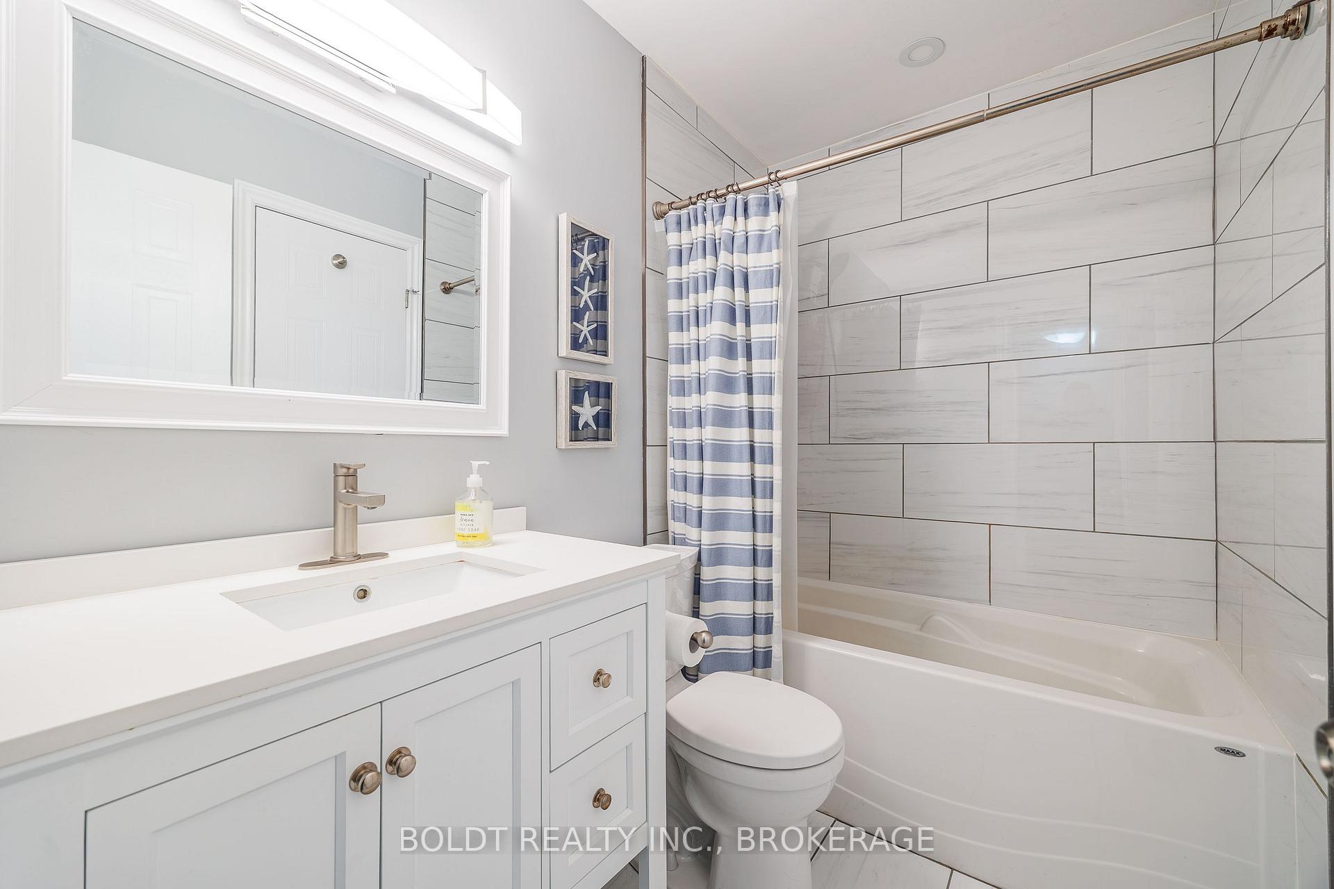Photo 16 of 86 Devine Crescent, Thorold, Confederation Heights — HOMEH