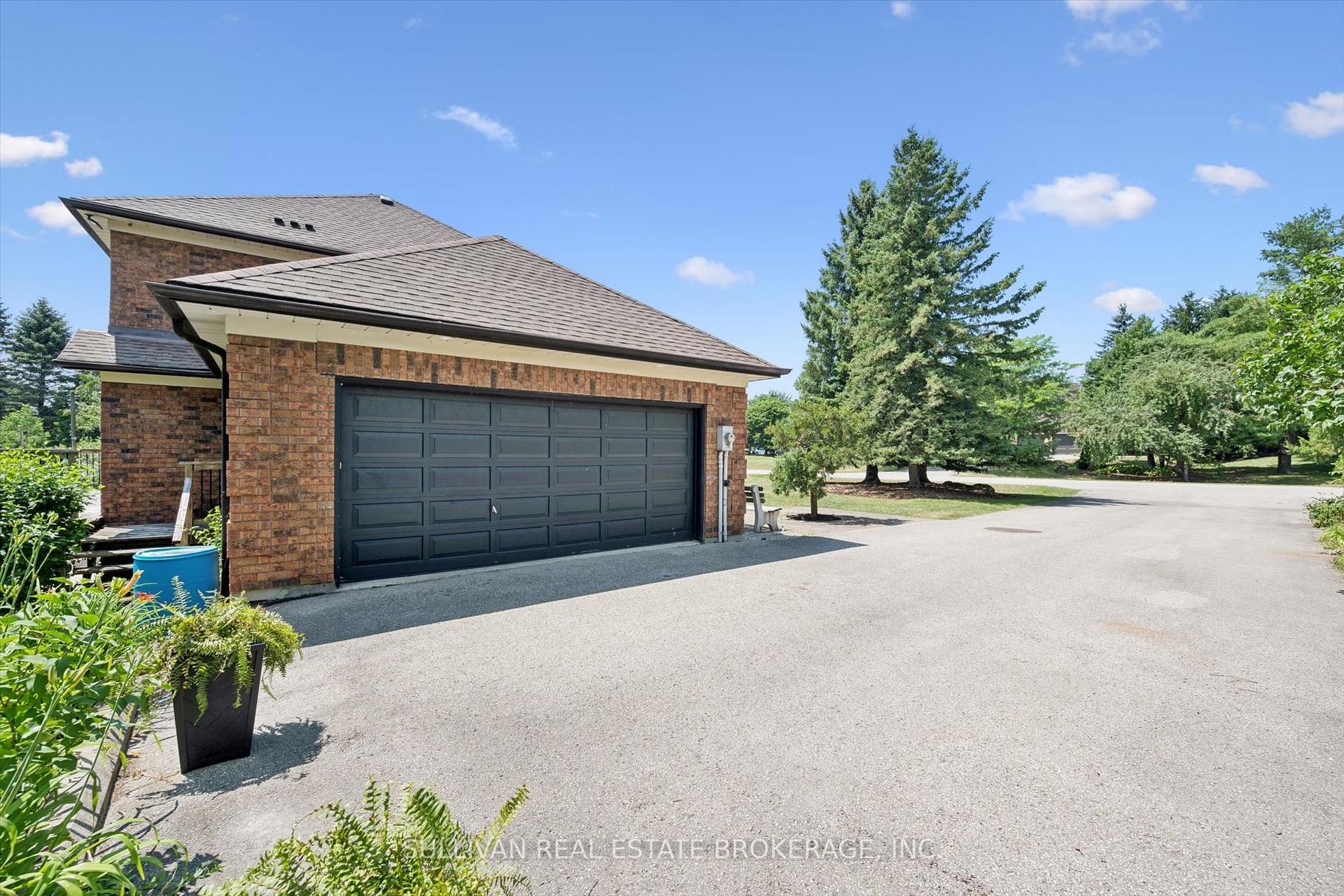 Photo 6 of 105 Cobblestone Place, Guelph/Eramosa, Rockwood — HOMEH