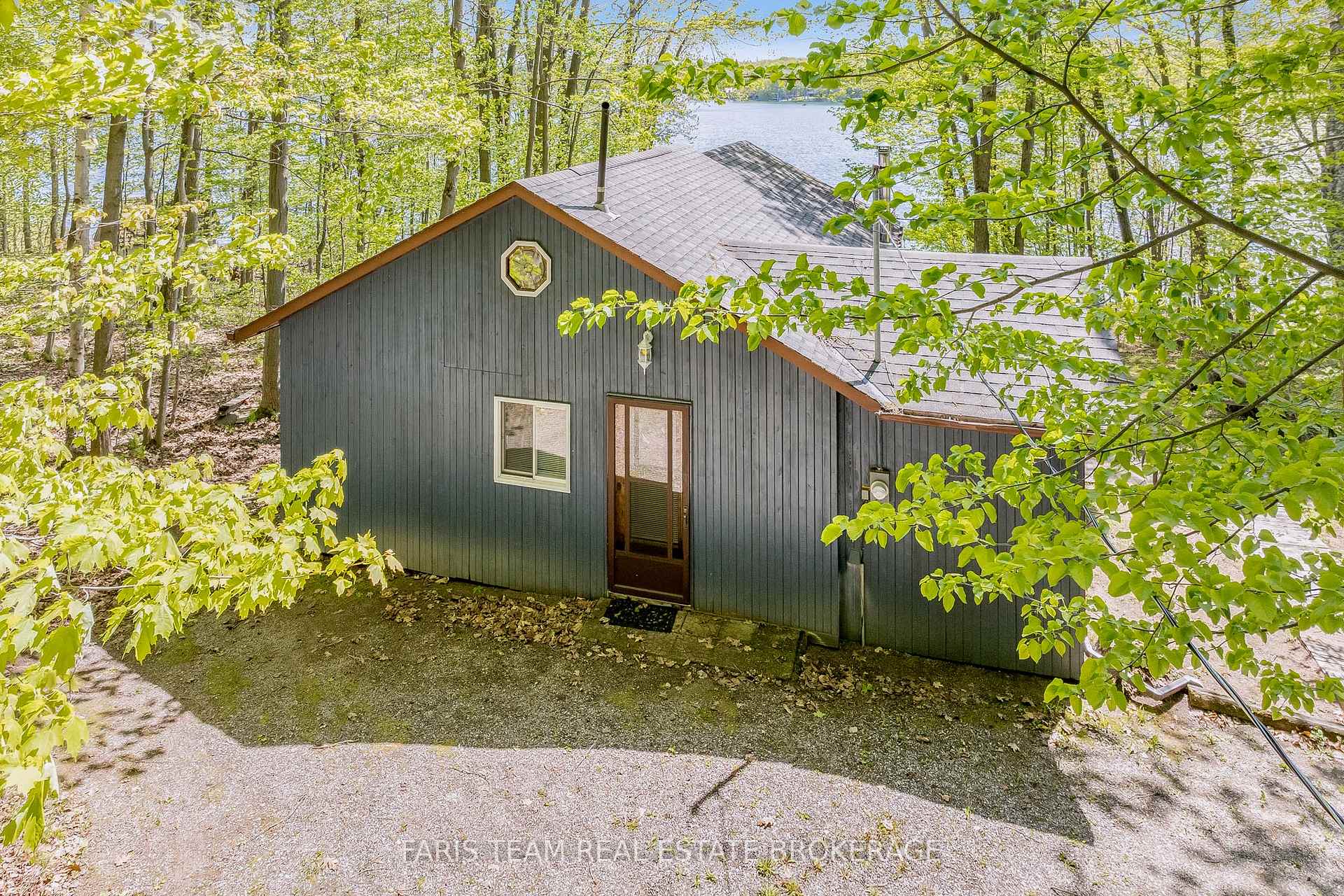Photo 4 of 112 Farlain Lake Road E, Tiny, Rural Tiny — HOMEH