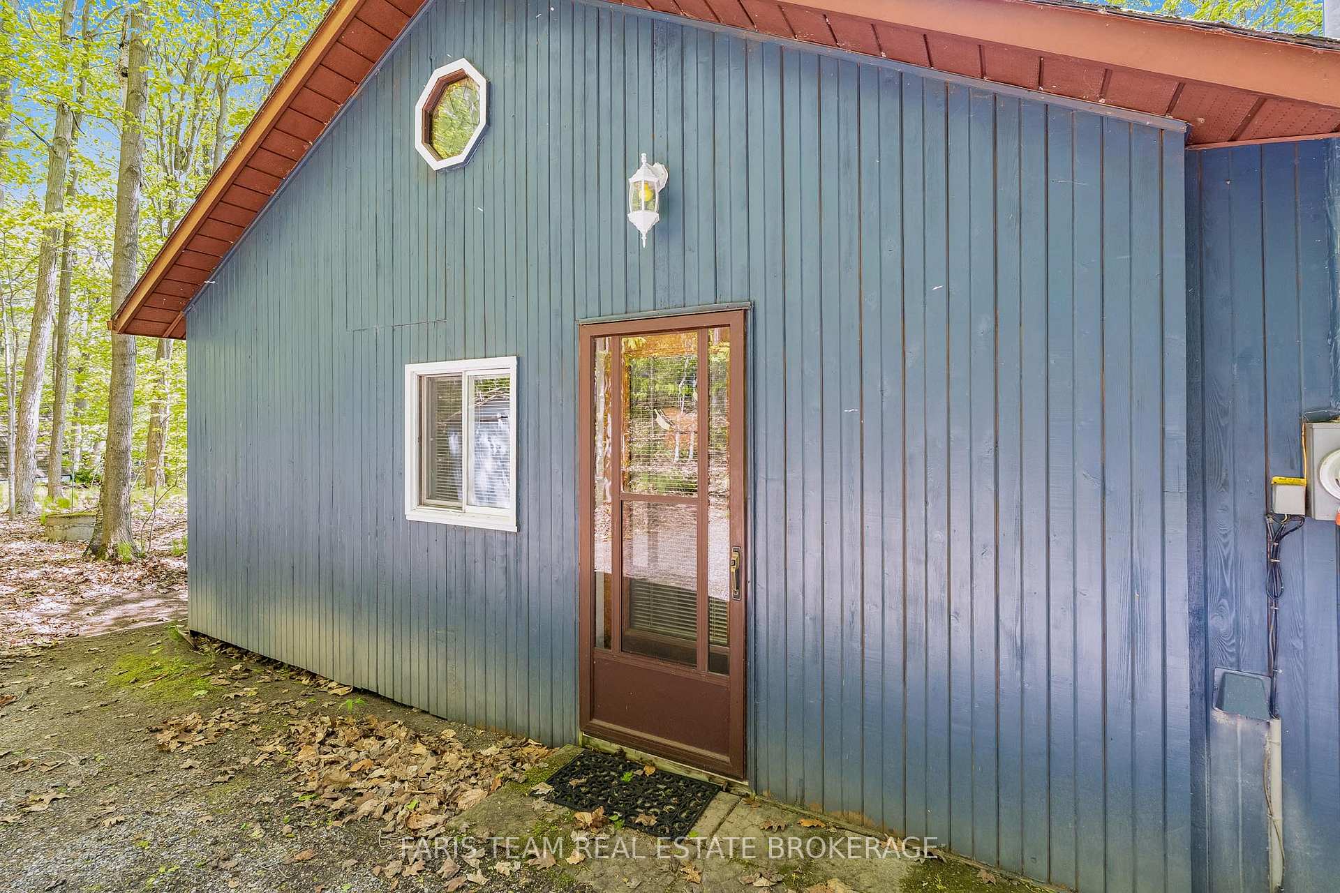 Photo 5 of 112 Farlain Lake Road E, Tiny, Rural Tiny — HOMEH