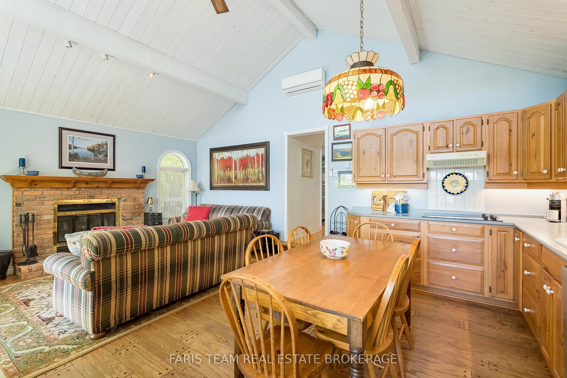Photo 10 of 112 Farlain Lake Road E, Tiny, Rural Tiny — HOMEH