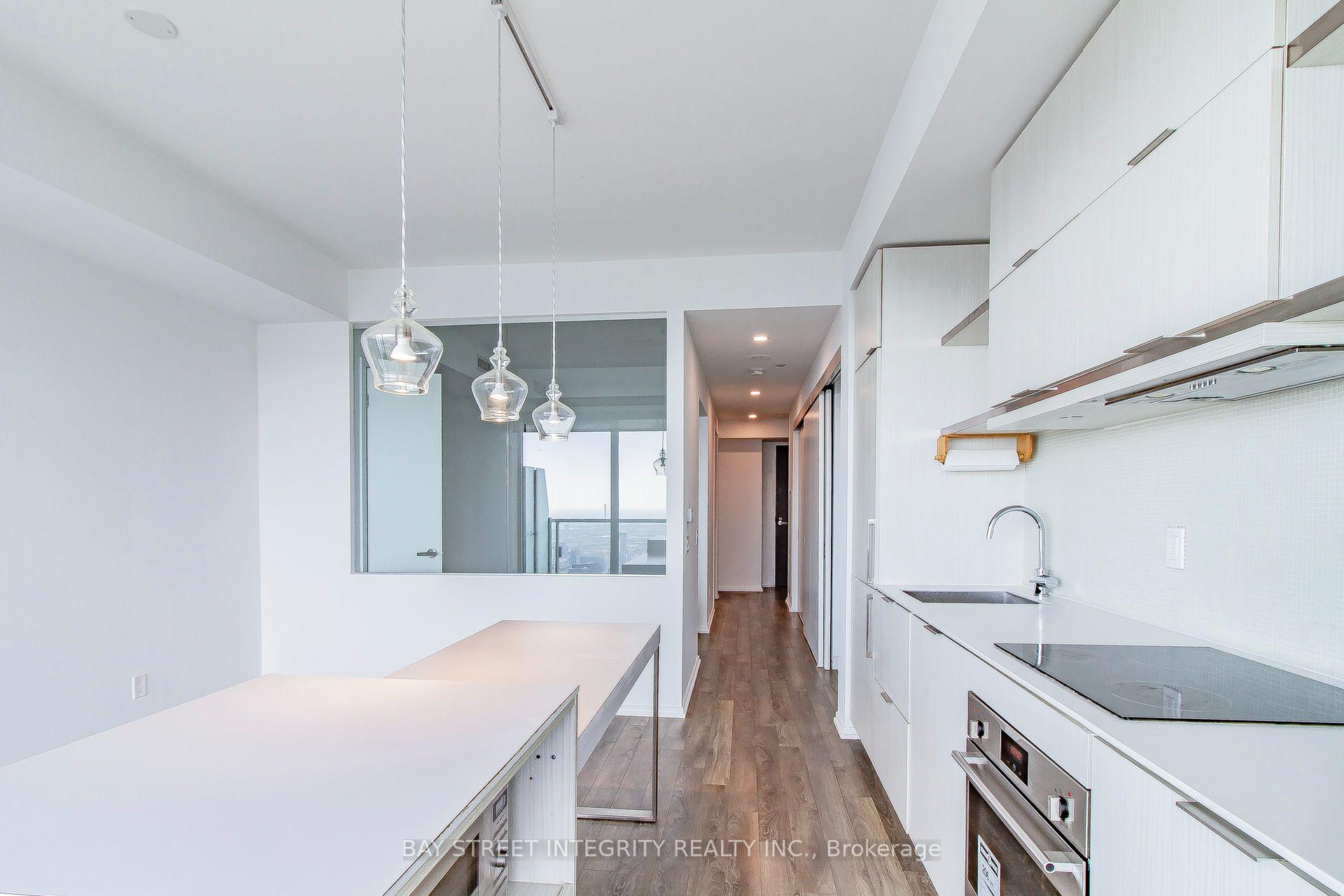 Photo 6 of Unit 5504, 197 Yonge Street, Toronto, Church-Yonge Corridor — HOMEH