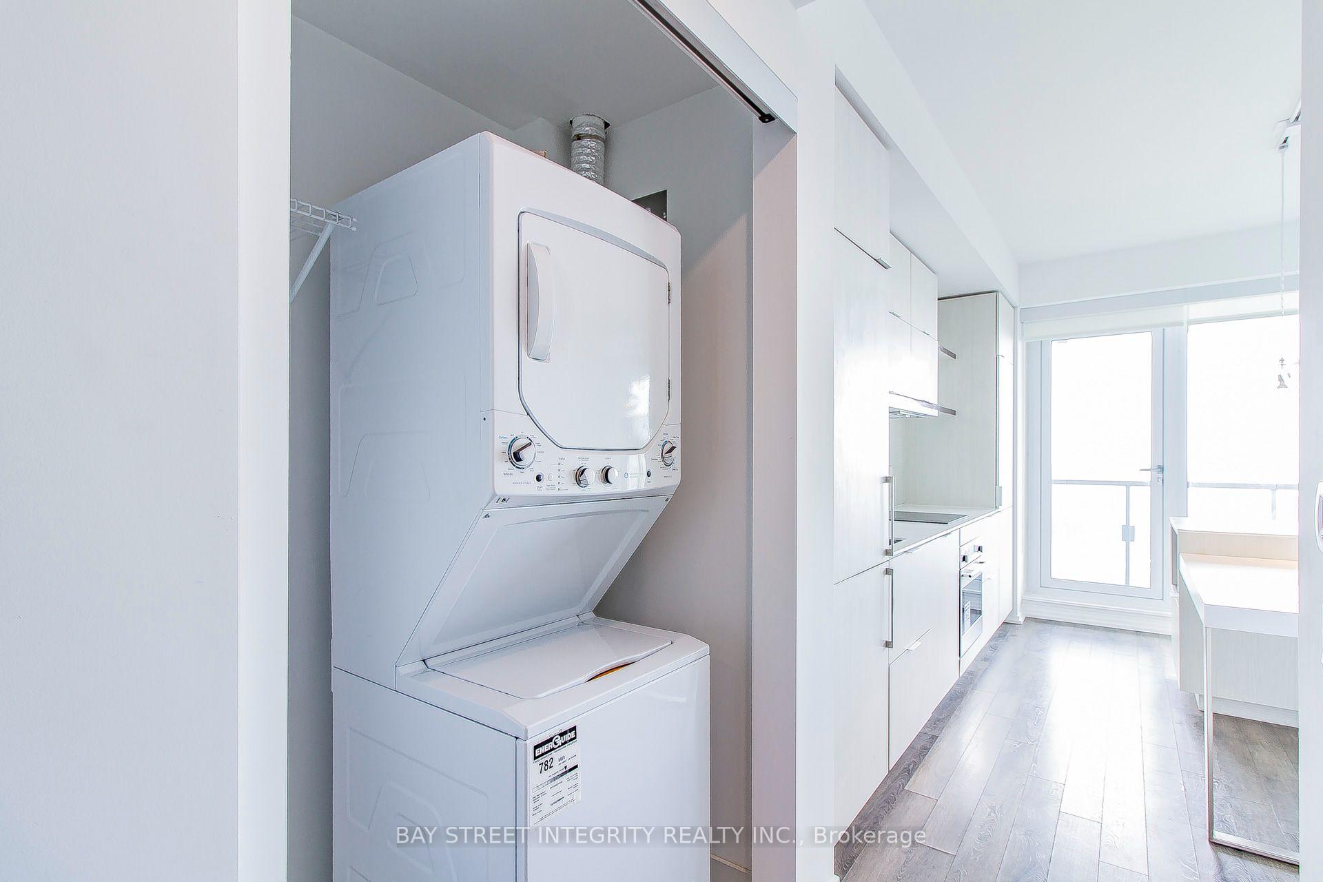 Photo 9 of Unit 5504, 197 Yonge Street, Toronto, Church-Yonge Corridor — HOMEH