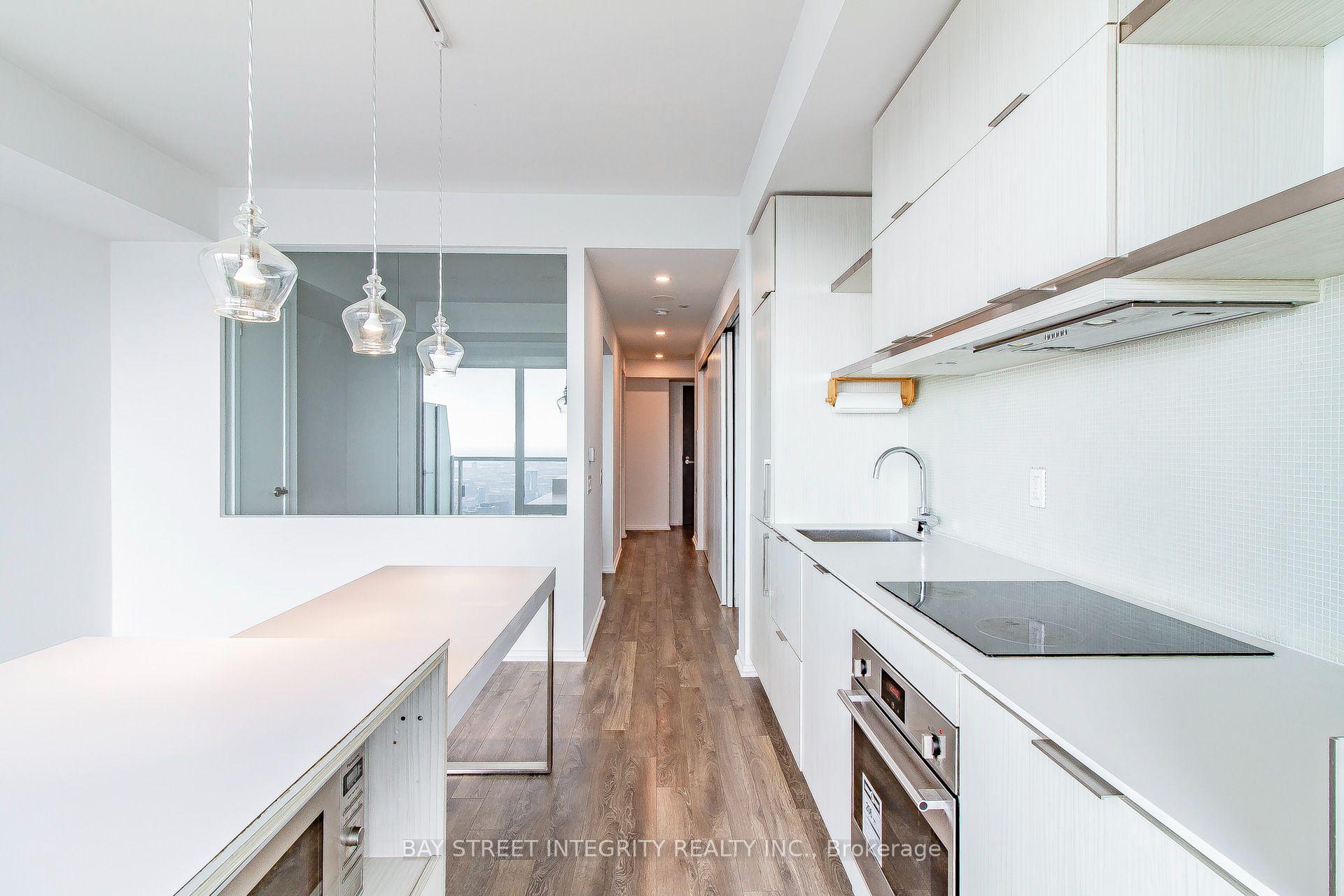 Photo 10 of Unit 5504, 197 Yonge Street, Toronto, Church-Yonge Corridor — HOMEH