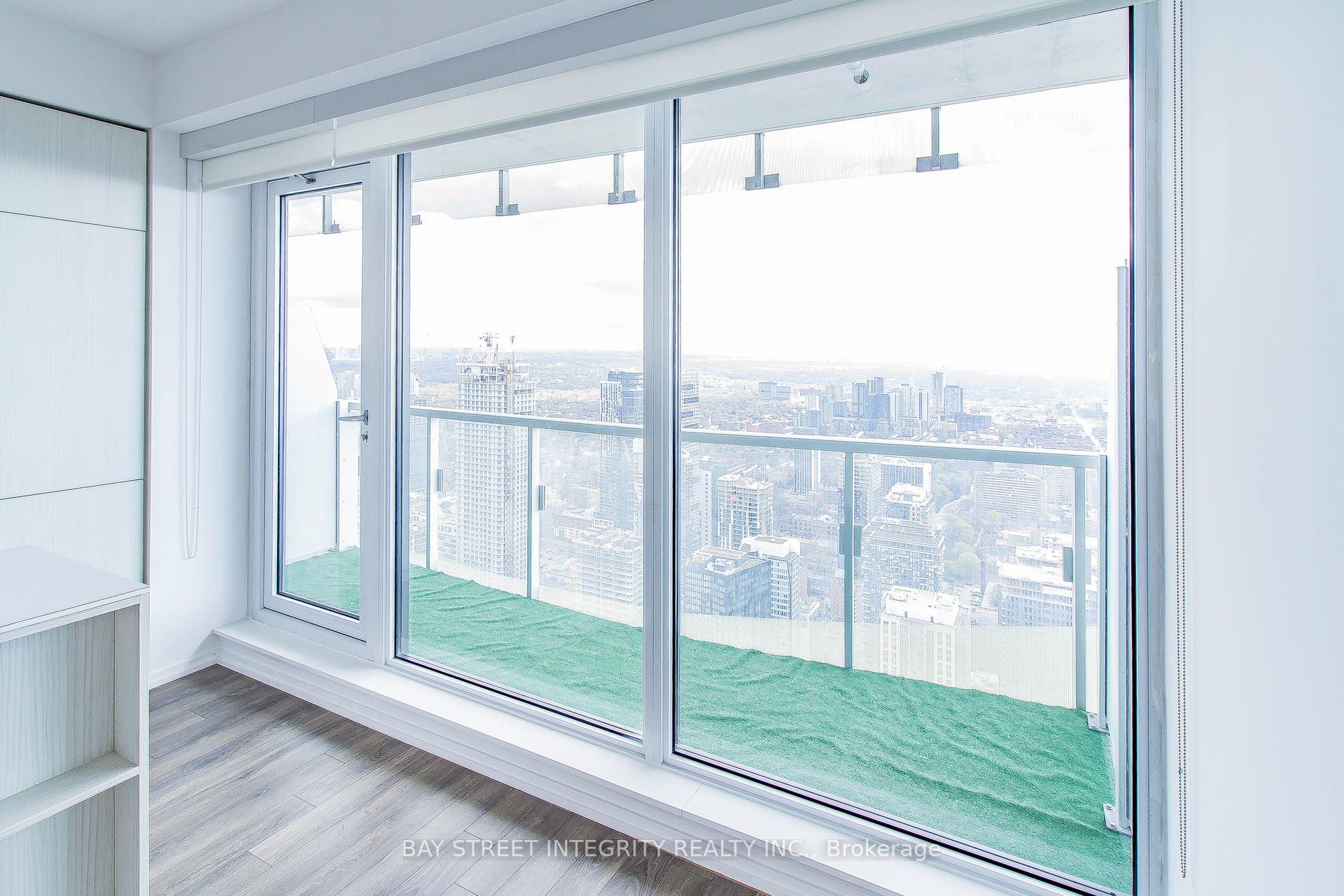 Photo 11 of Unit 5504, 197 Yonge Street, Toronto, Church-Yonge Corridor — HOMEH