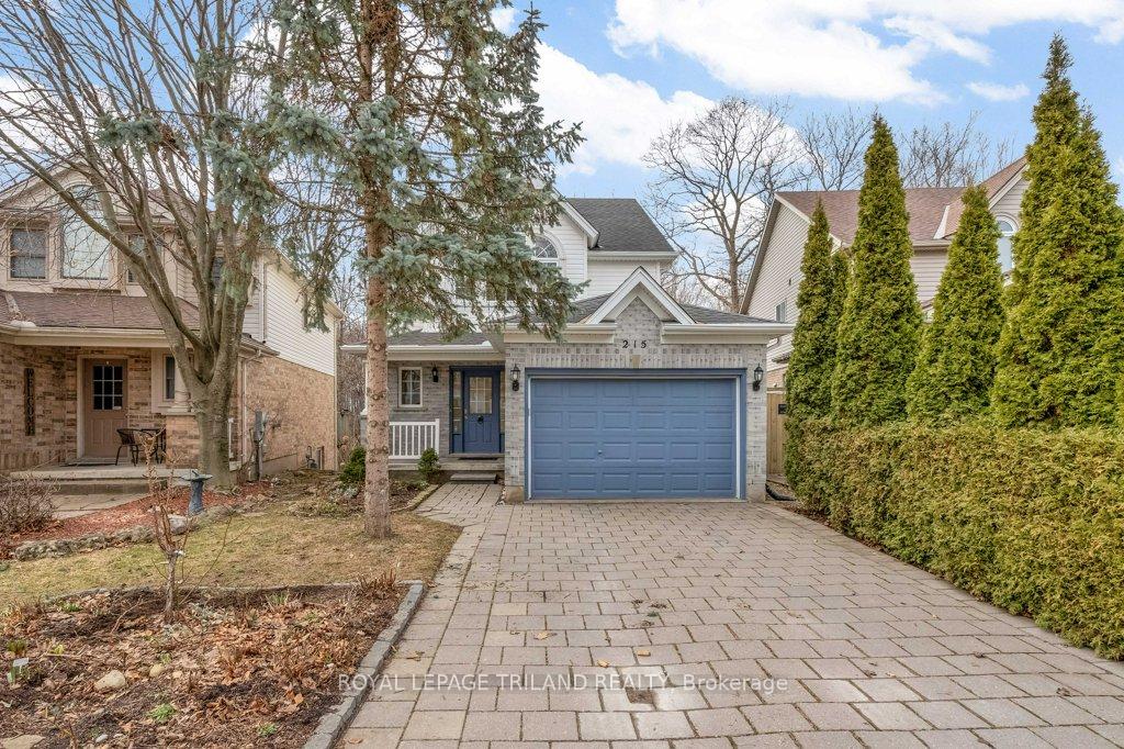 Front of 215 Rossmore Court