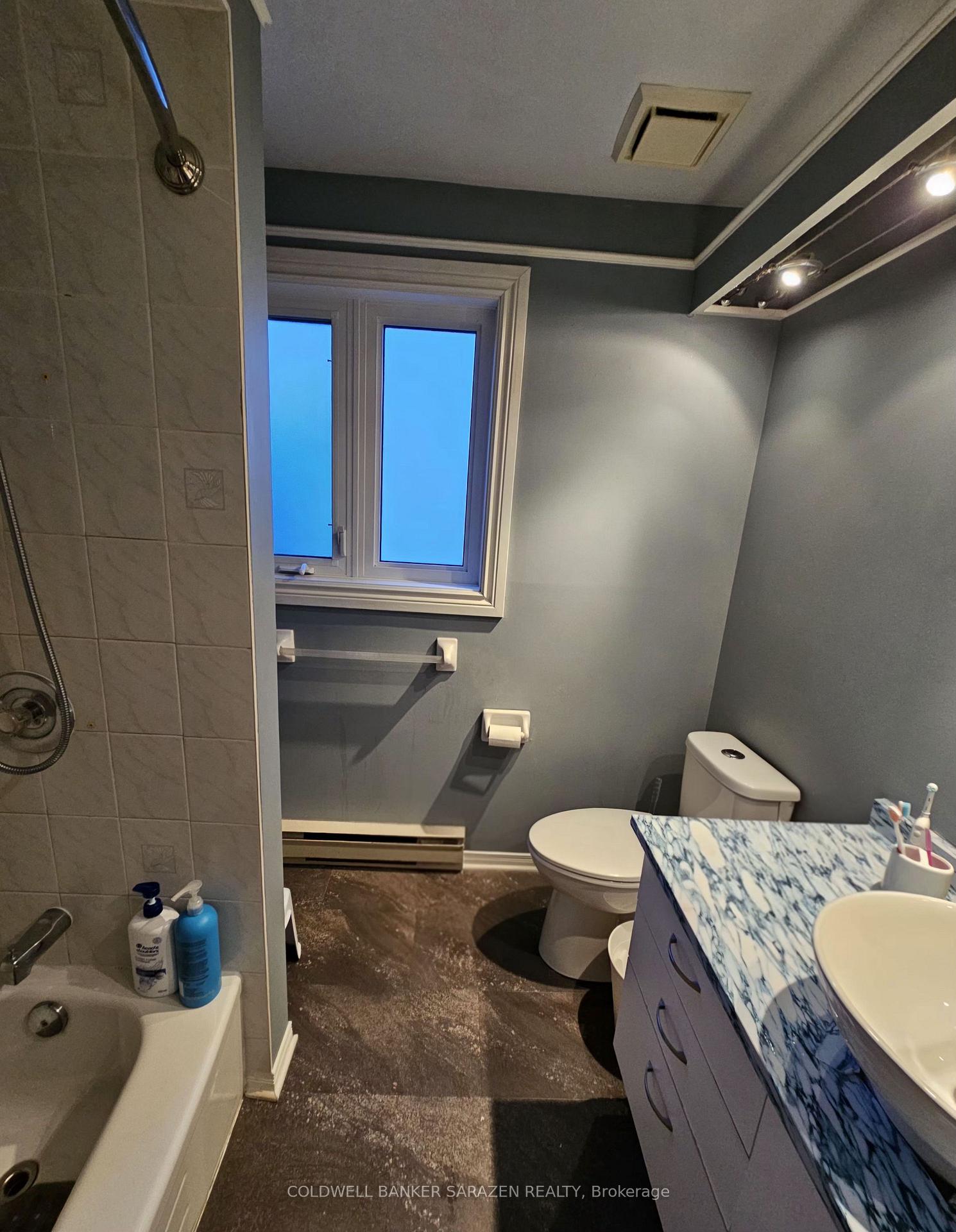 Photo 7 of Unit 42, 3 Briston Private, Ottawa, Hunt Club Park — HOMEH