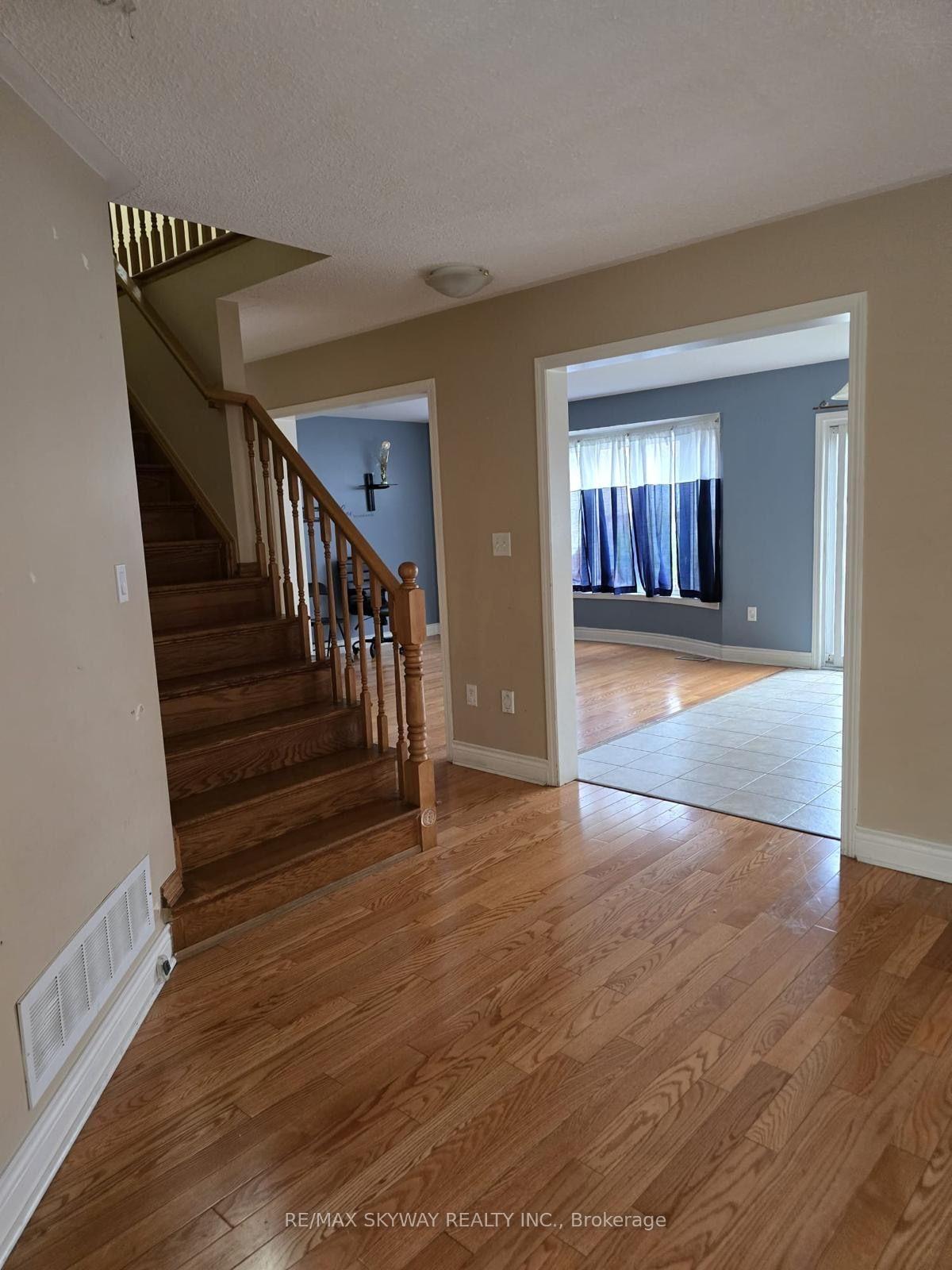 Photo 2 of 18 Long Meadow Road, Brampton, Bram East — HOMEH