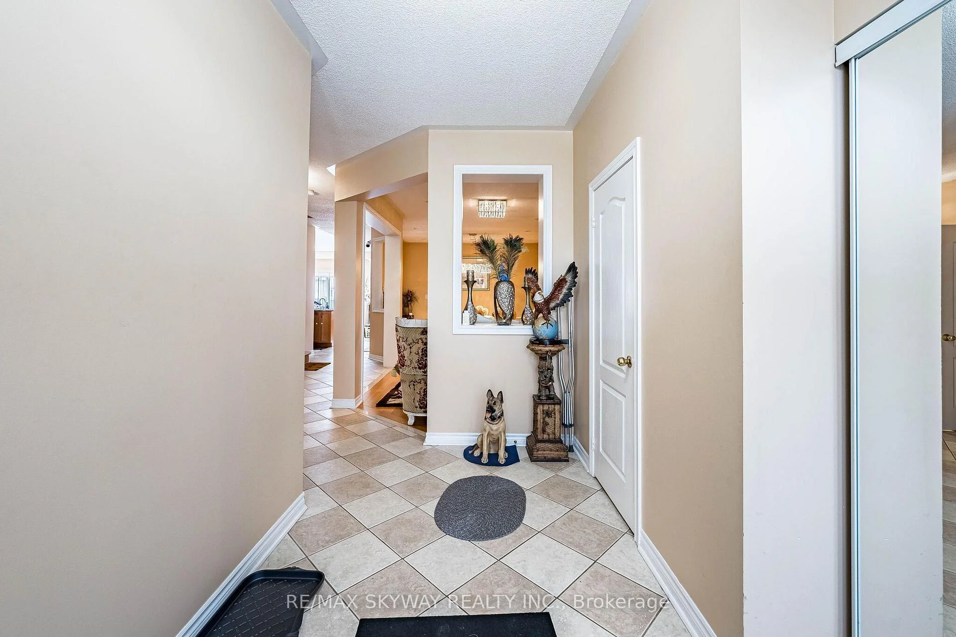 Photo 12 of 18 Long Meadow Road, Brampton, Bram East — HOMEH