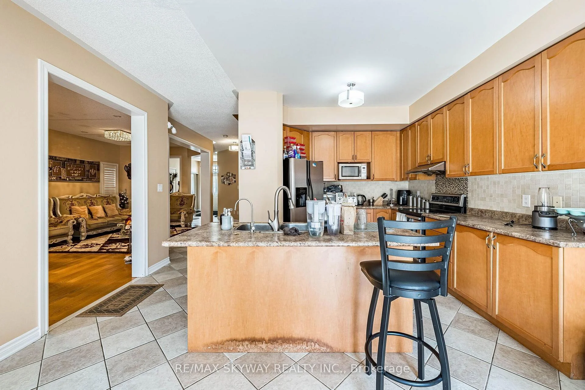 Photo 21 of 18 Long Meadow Road, Brampton, Bram East — HOMEH