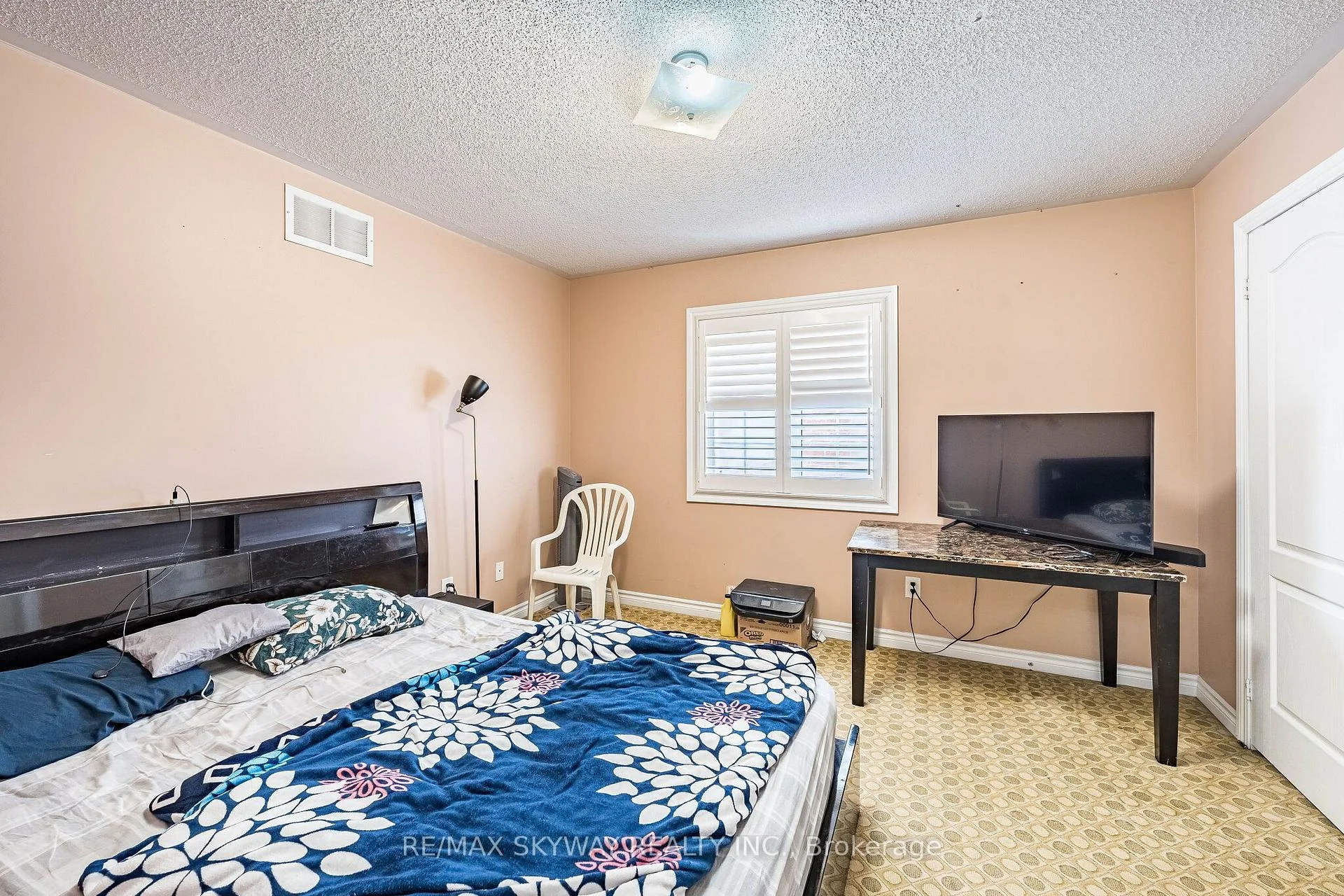 Photo 33 of 18 Long Meadow Road, Brampton, Bram East — HOMEH