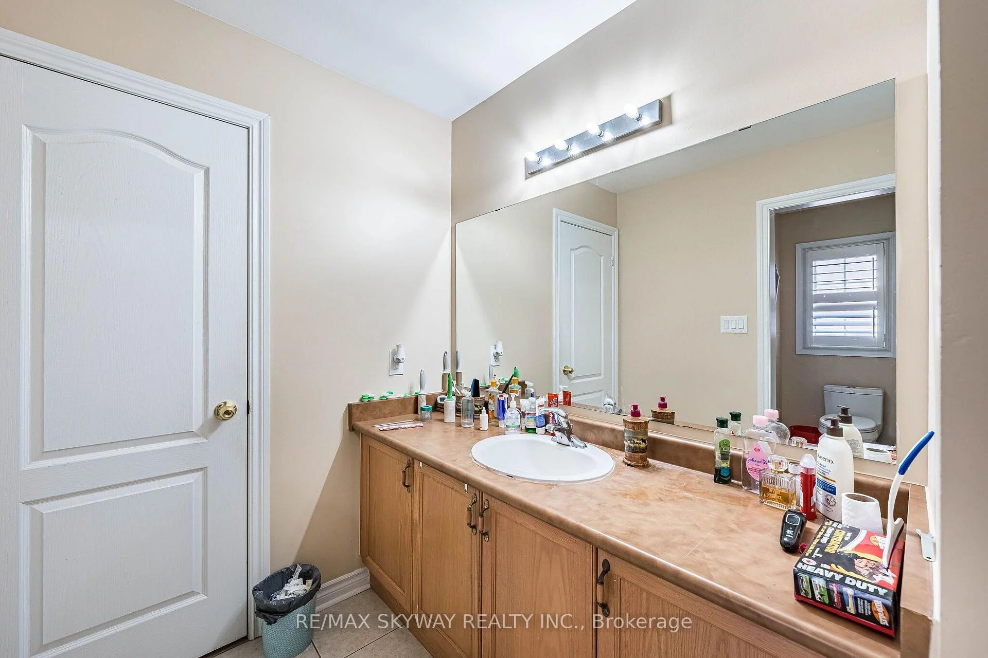 Photo 35 of 18 Long Meadow Road, Brampton, Bram East — HOMEH
