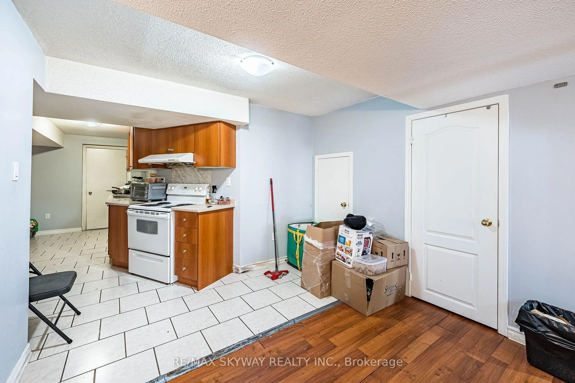 Photo 42 of 18 Long Meadow Road, Brampton, Bram East — HOMEH