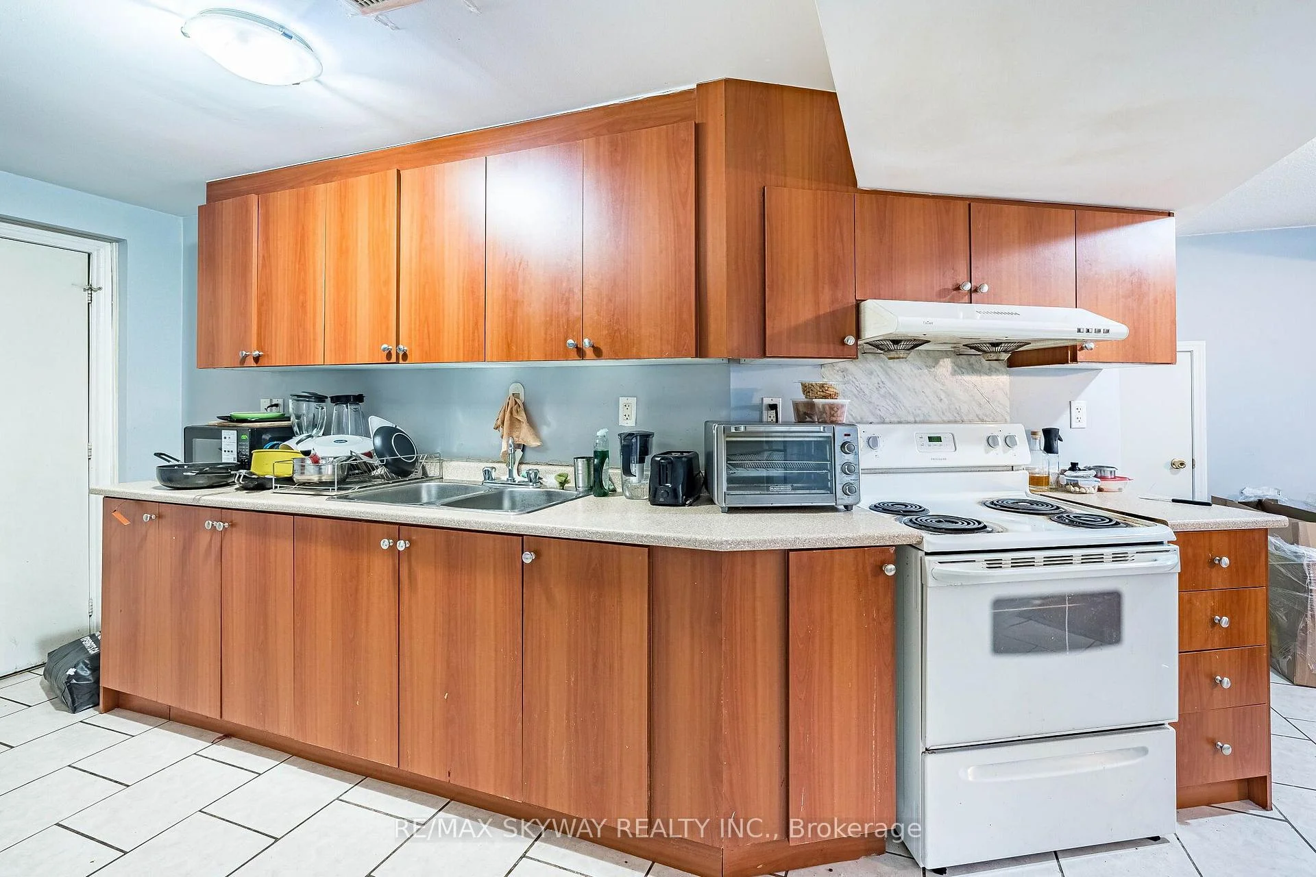 Photo 43 of 18 Long Meadow Road, Brampton, Bram East — HOMEH