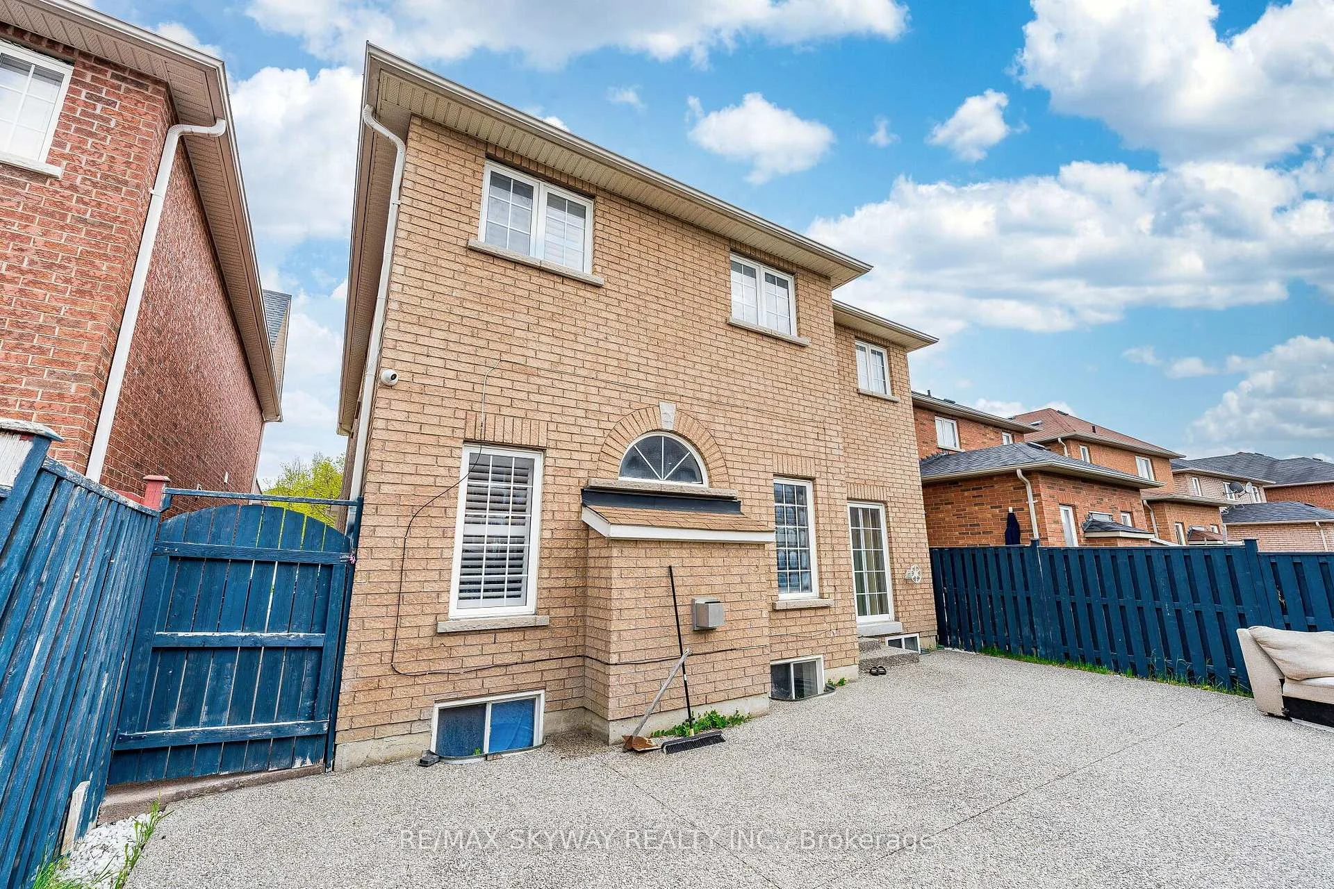 Photo 49 of 18 Long Meadow Road, Brampton, Bram East — HOMEH