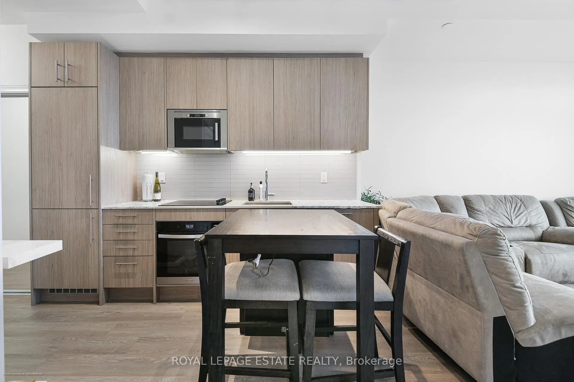 Photo 7 of Unit 702, 286 Main Street, Toronto, East End-Danforth — HOMEH