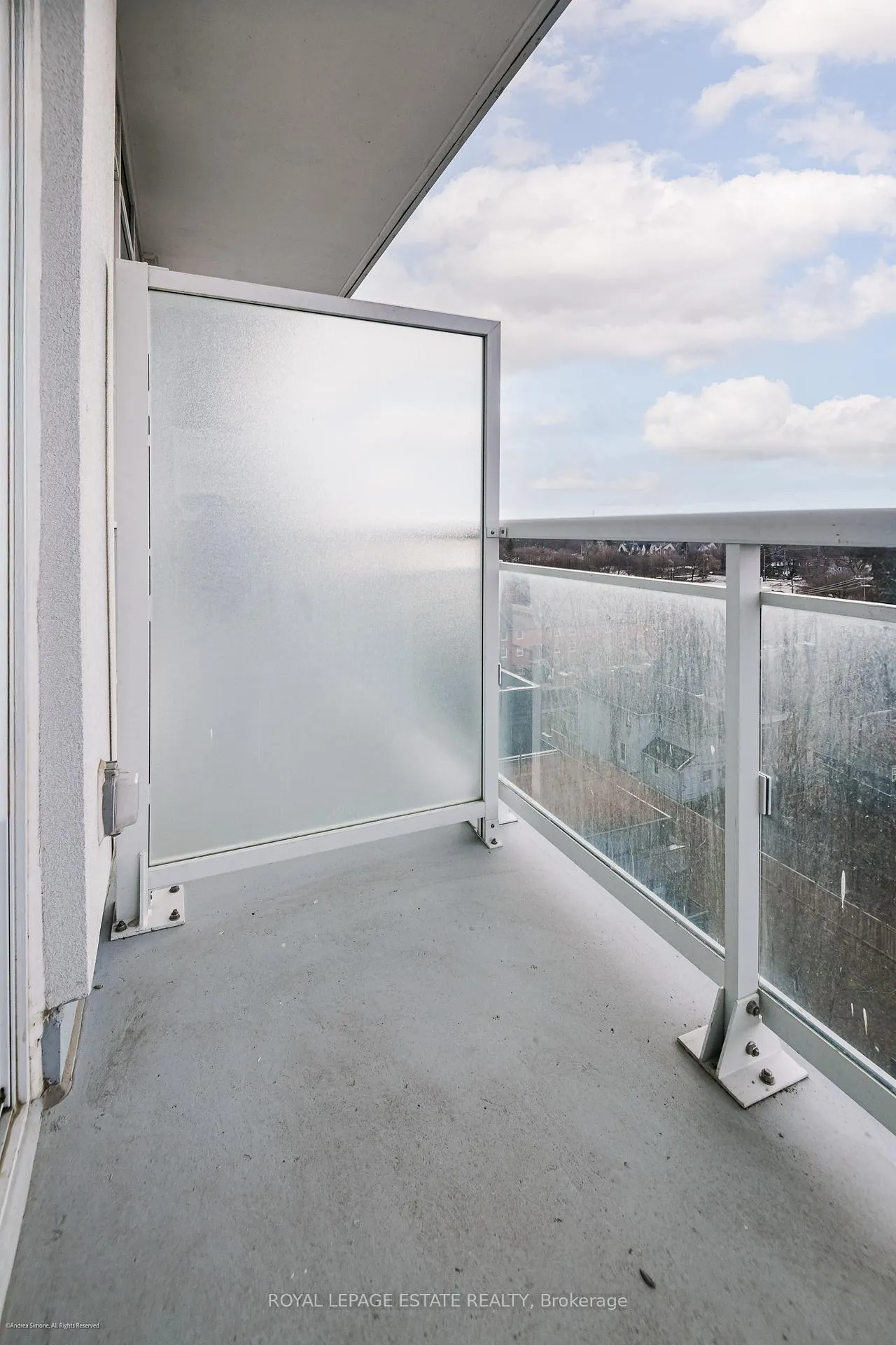 Photo 17 of Unit 702, 286 Main Street, Toronto, East End-Danforth — HOMEH