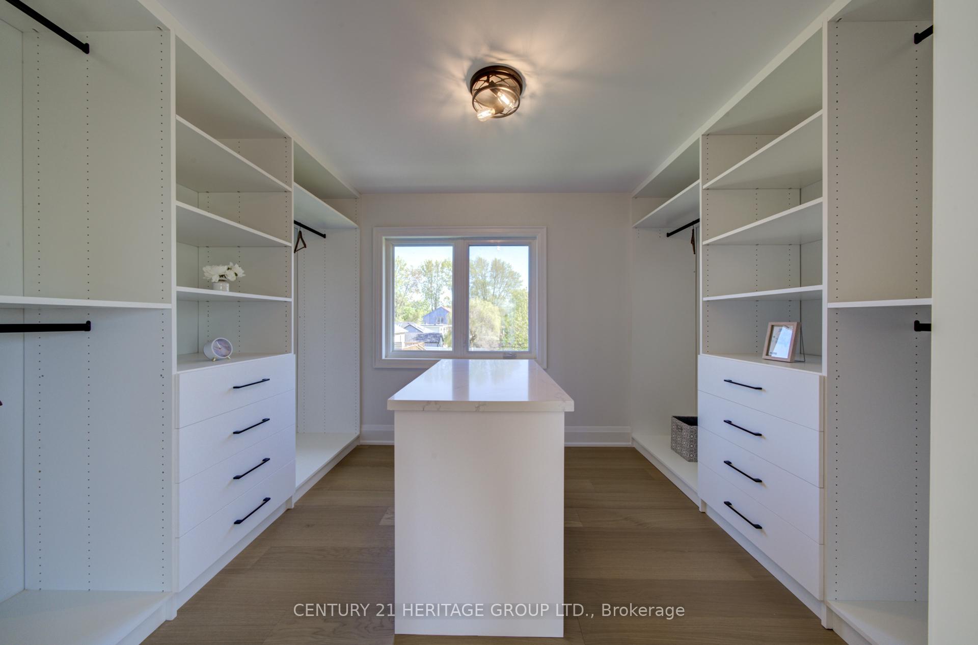Photo 20 of 802 Willowview Road, Georgina, Historic Lakeshore Communities — HOMEH