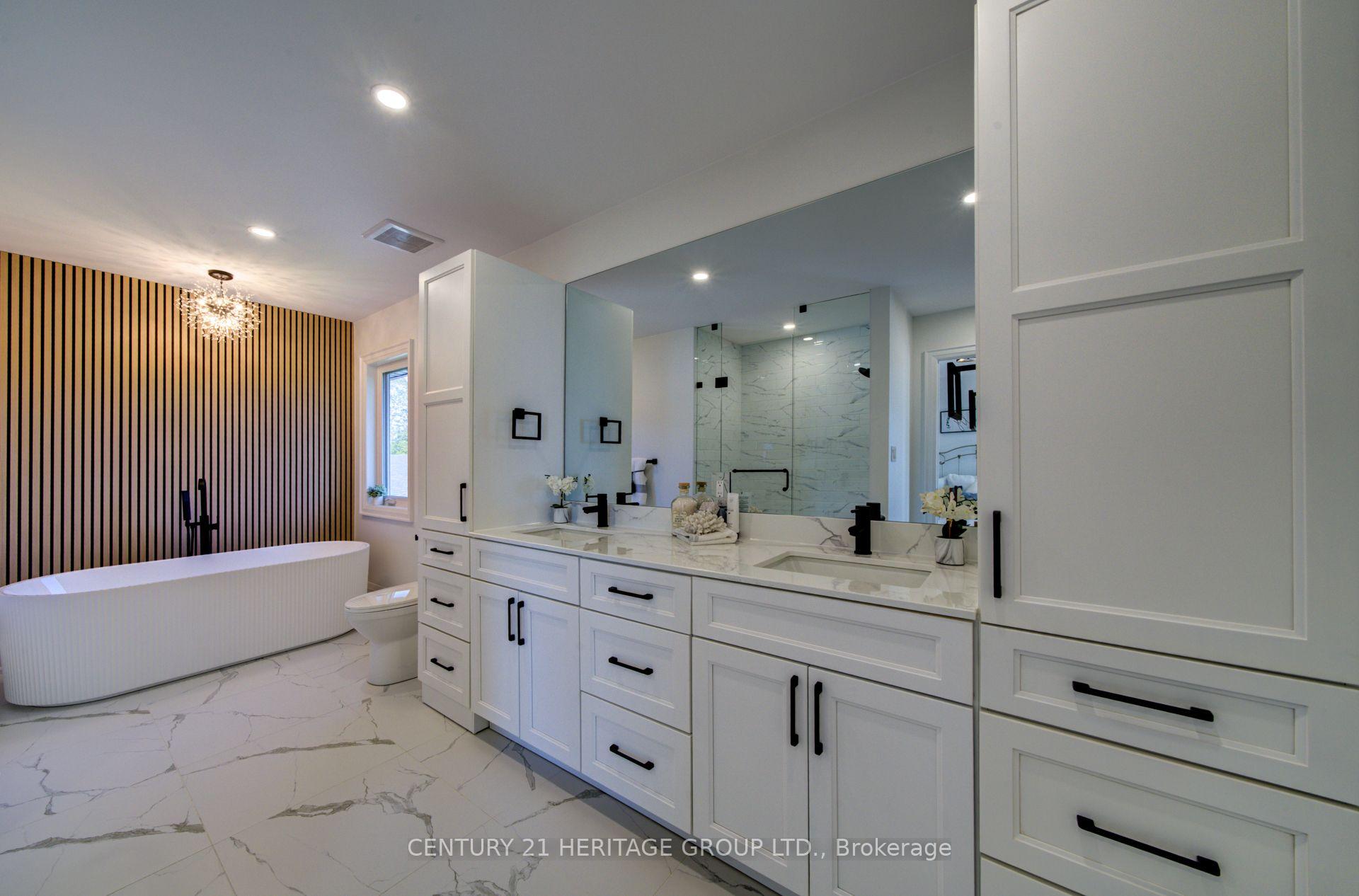 Photo 21 of 802 Willowview Road, Georgina, Historic Lakeshore Communities — HOMEH