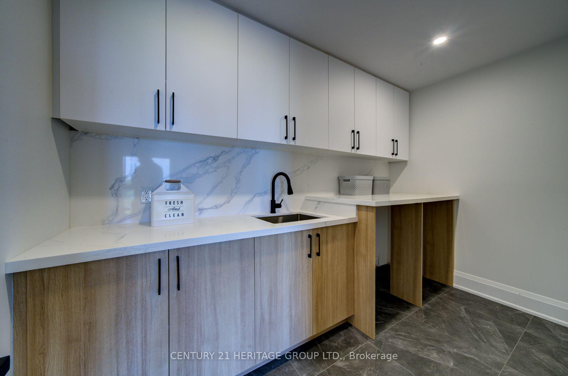 Photo 30 of 802 Willowview Road, Georgina, Historic Lakeshore Communities — HOMEH