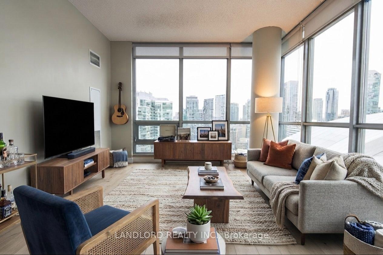 Photo 1 of Unit 3210, 5 Mariner Terrace, Toronto, Waterfront Communities — HOMEH